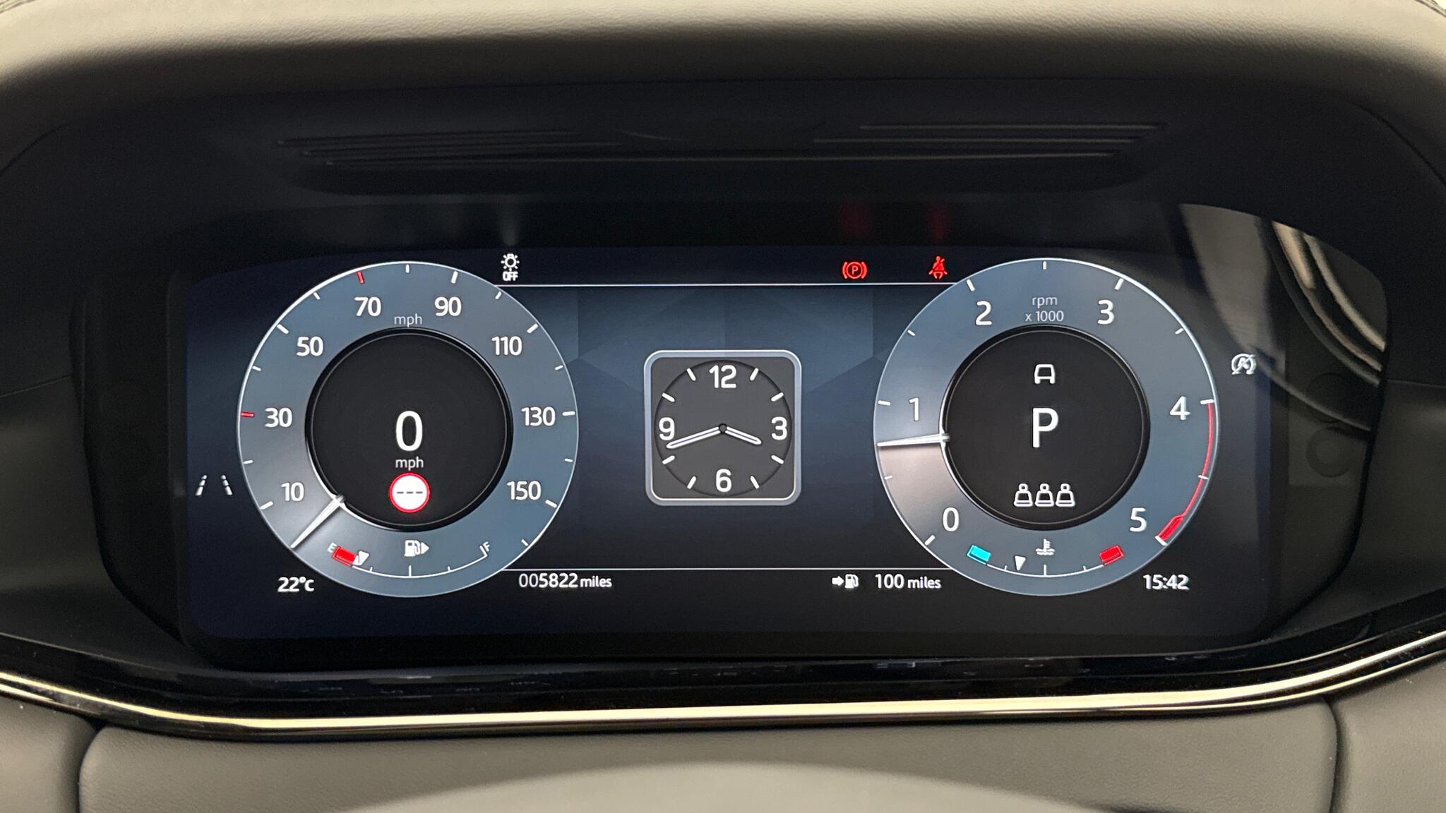 Land Rover Range Rover Evoque view 16