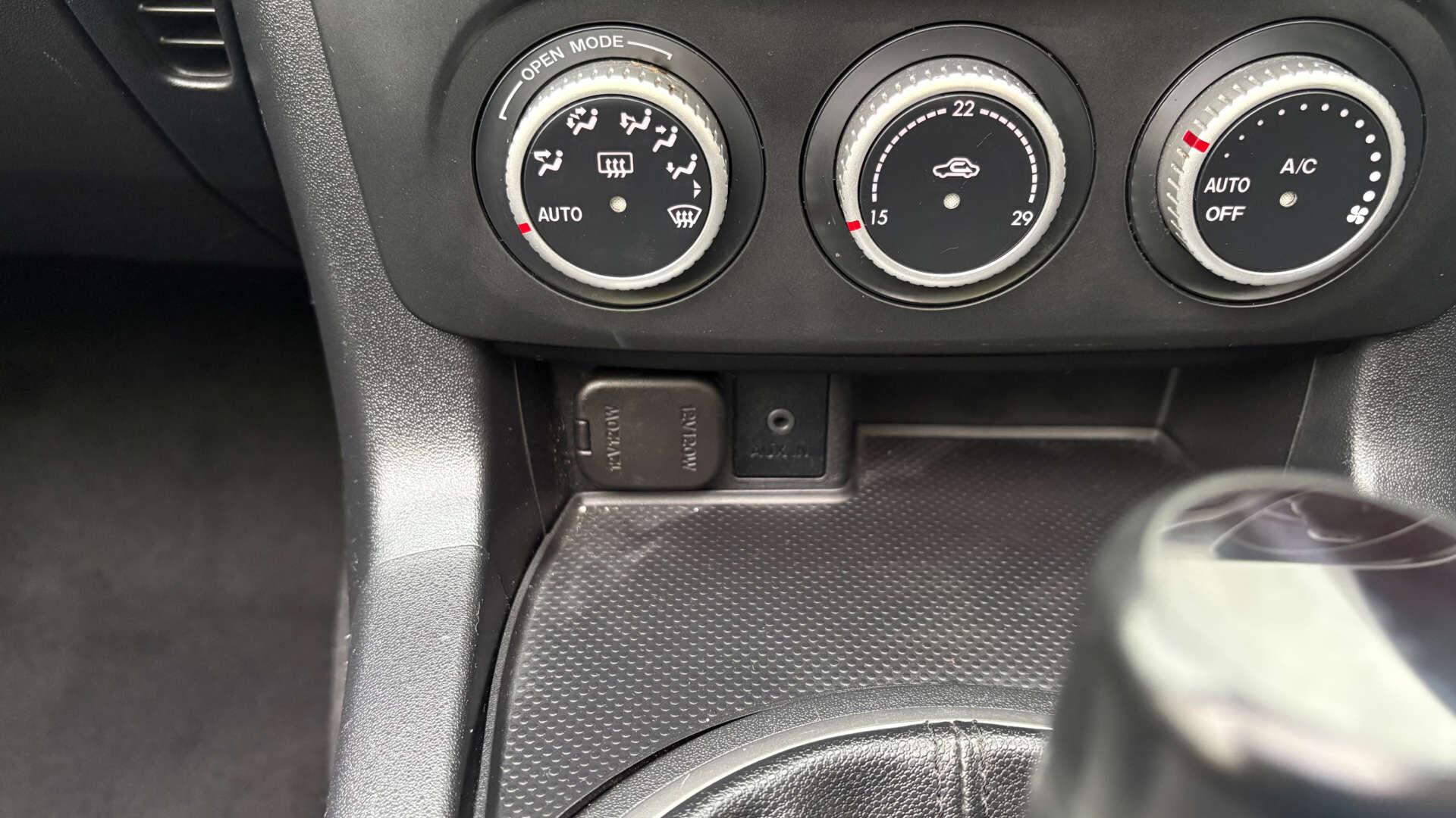 Mazda MX-5 view 20