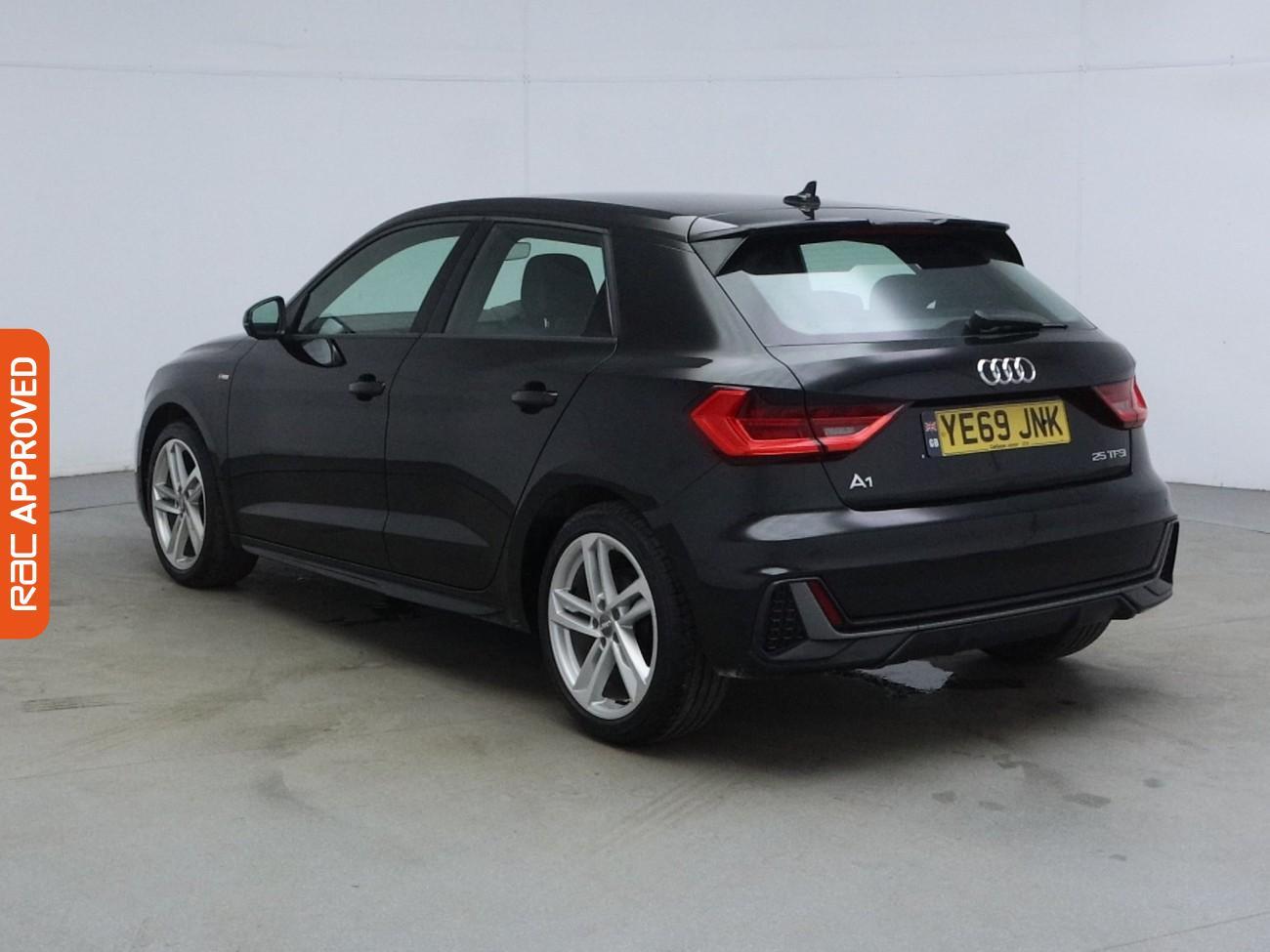 Audi A1 view 4