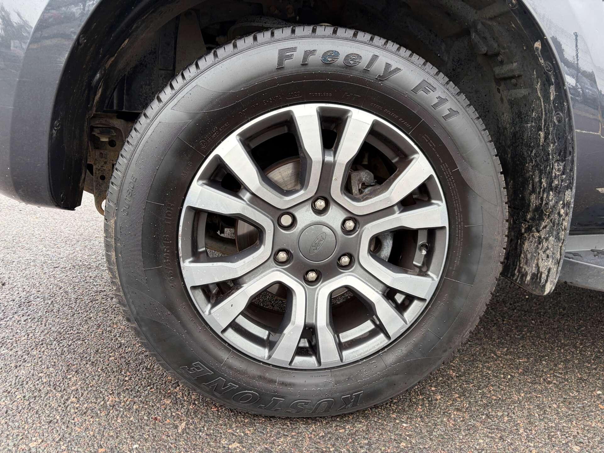 Ford Ranger view 12