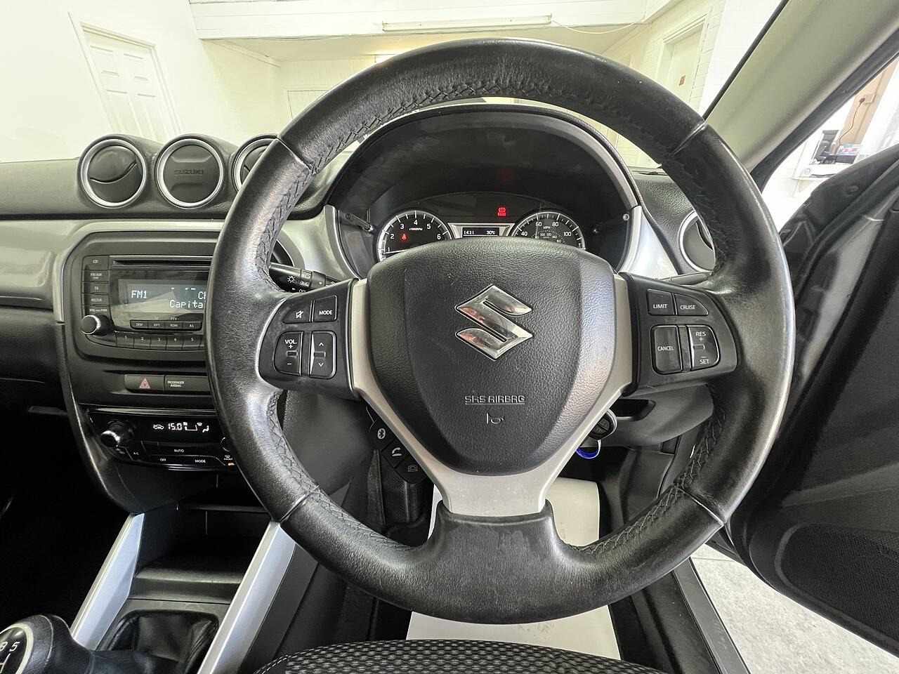 Suzuki Vitara view 9