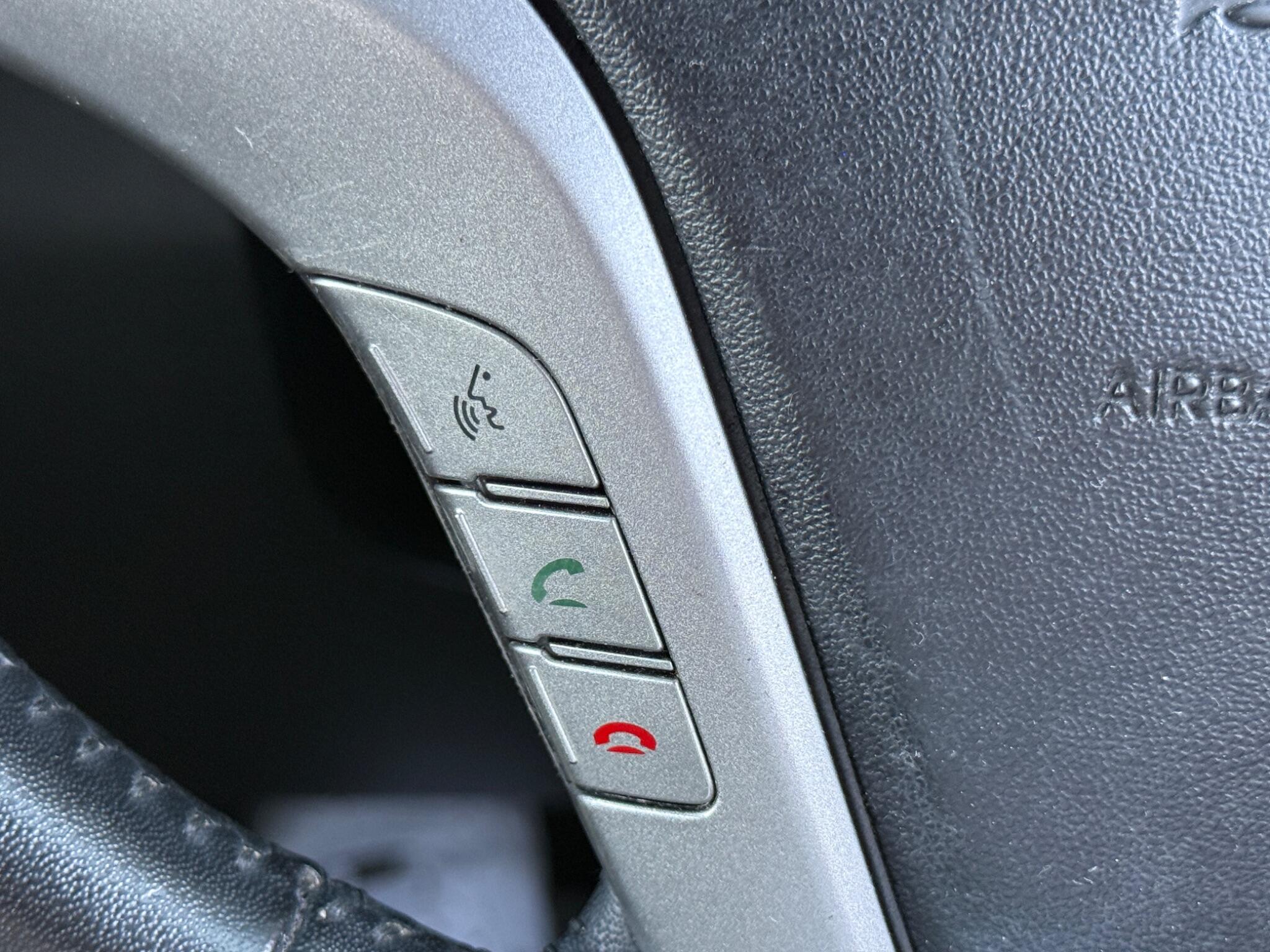 Hyundai ix20 - Image 57