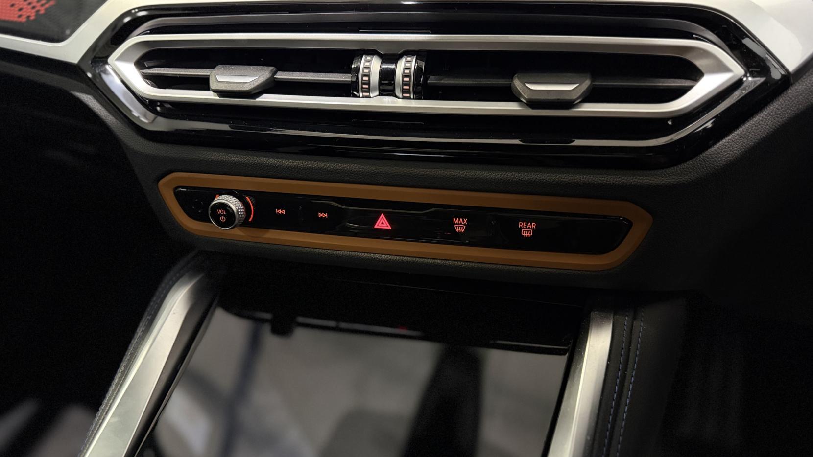 BMW 2 Series view 18