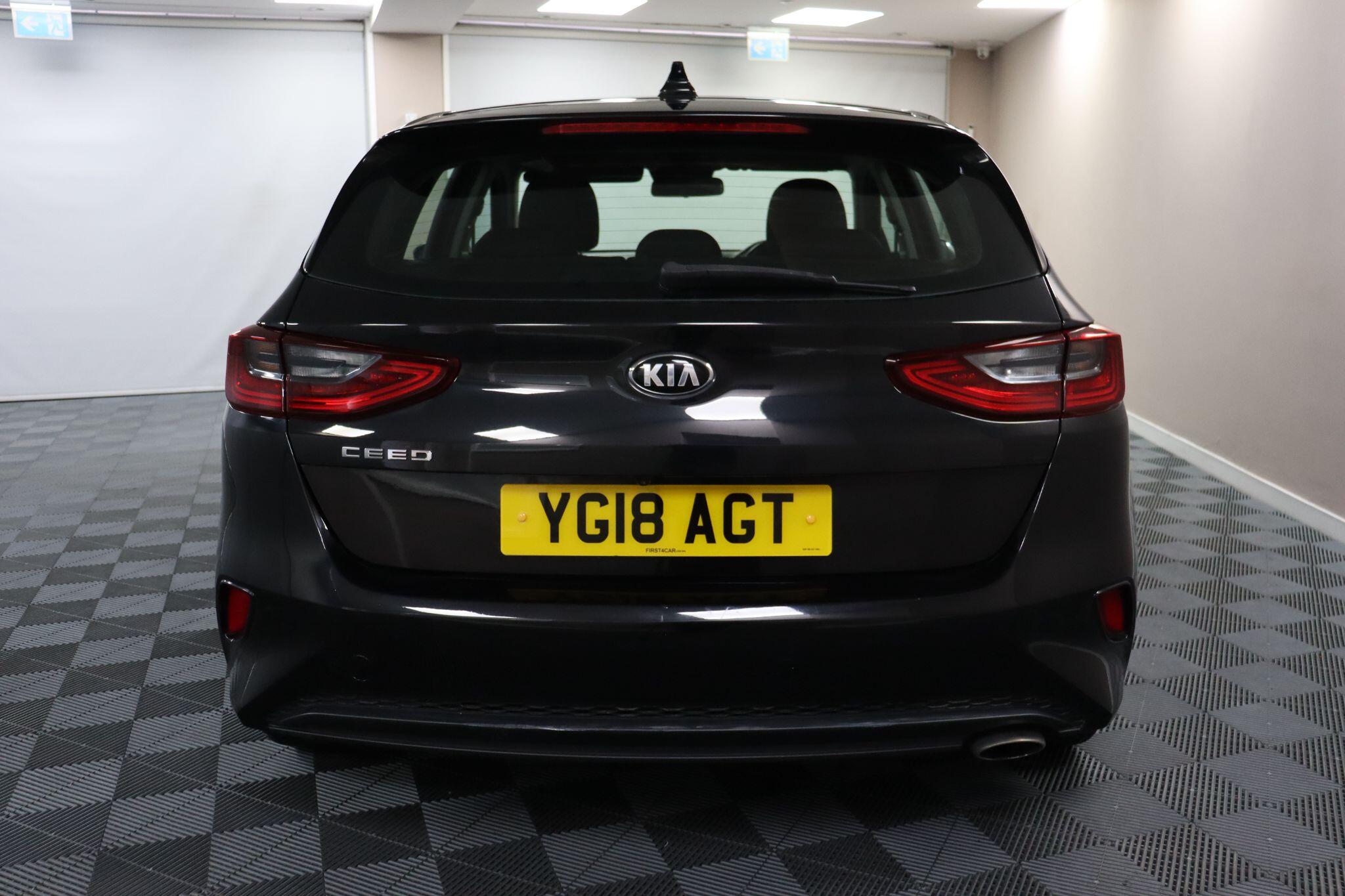Kia Ceed view 8