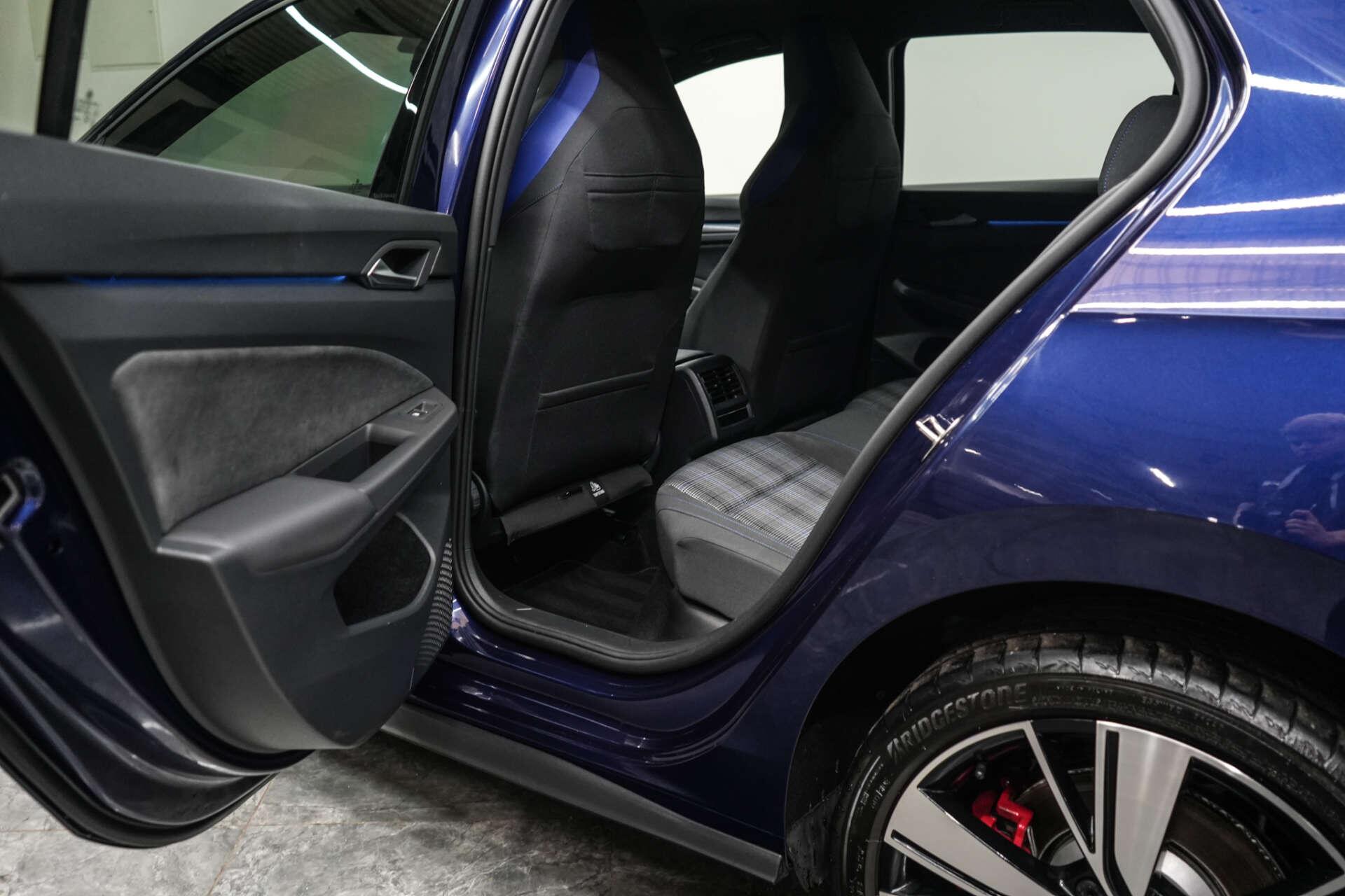 Volkswagen Golf view 21