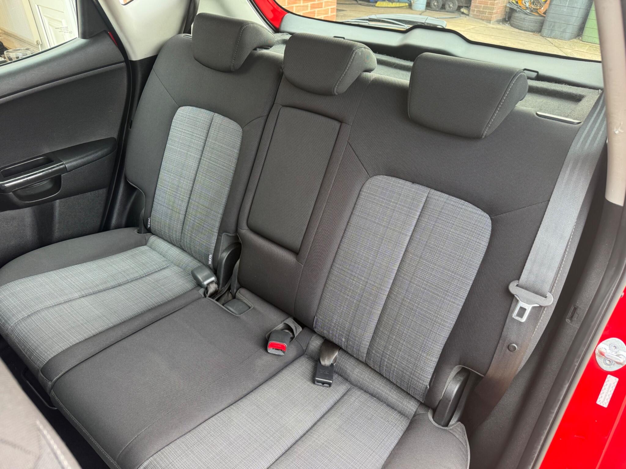 Kia Venga view 22