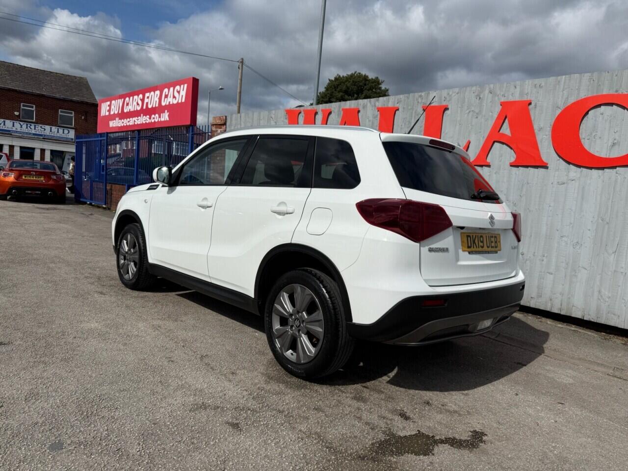 Suzuki Vitara view 30