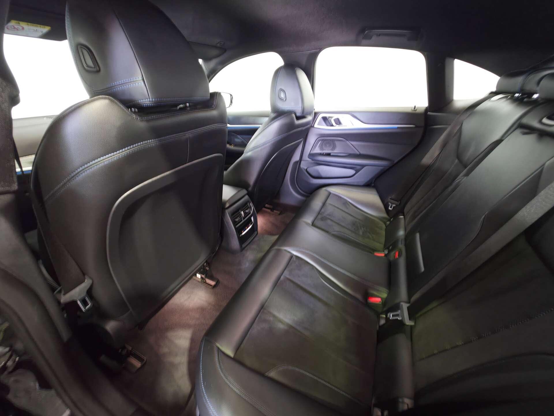 BMW I4 view 56
