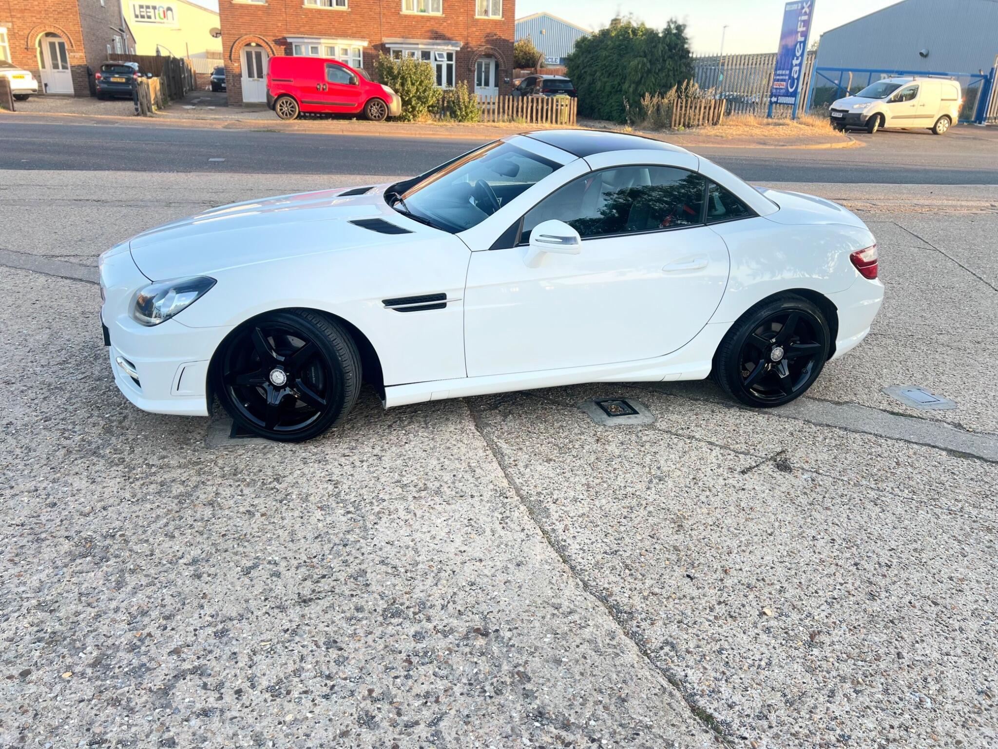 Mercedes-Benz SLK view 24