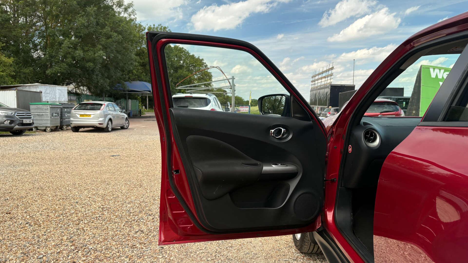 Nissan Juke view 31