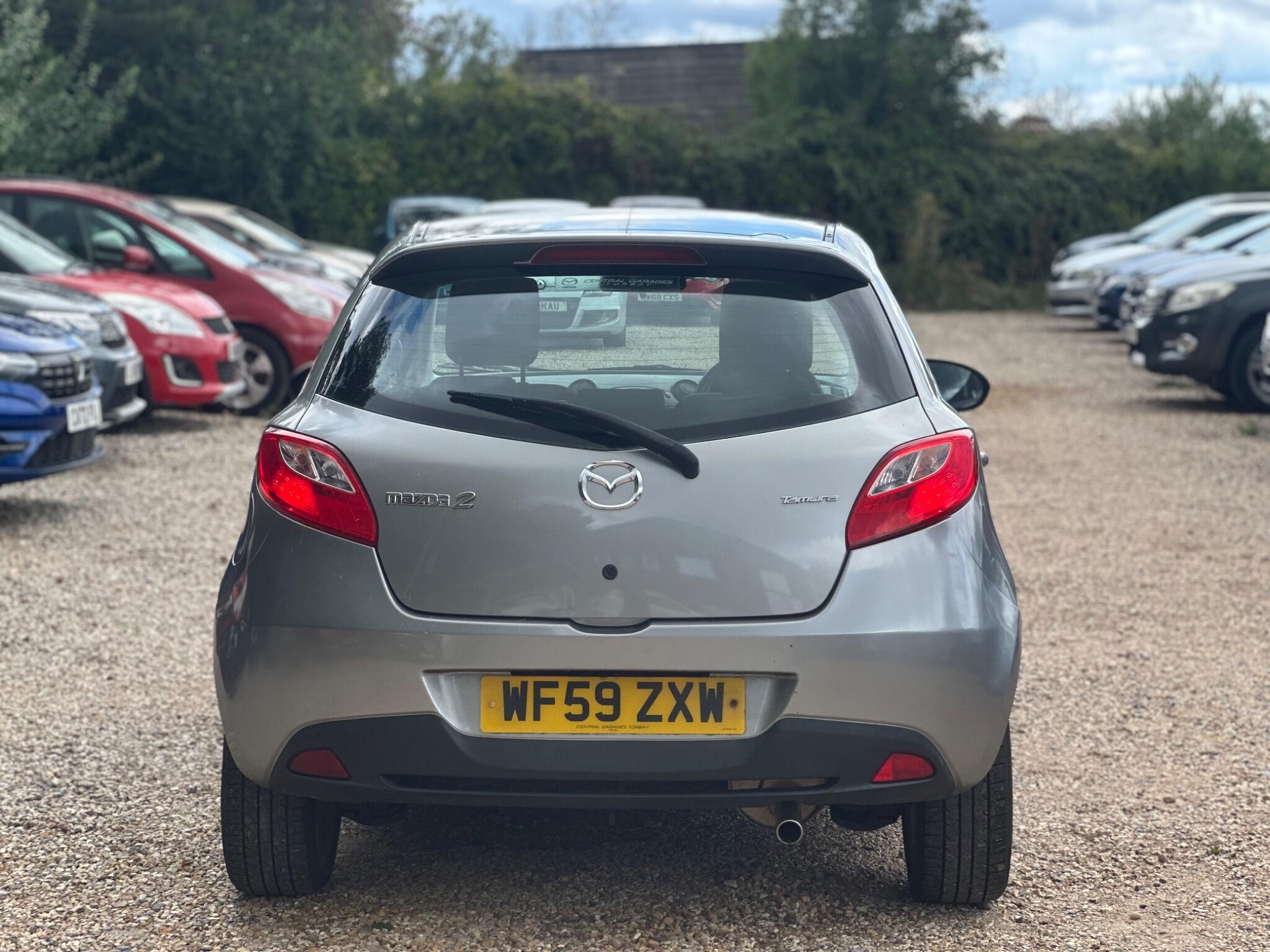 Mazda Mazda2 view 11