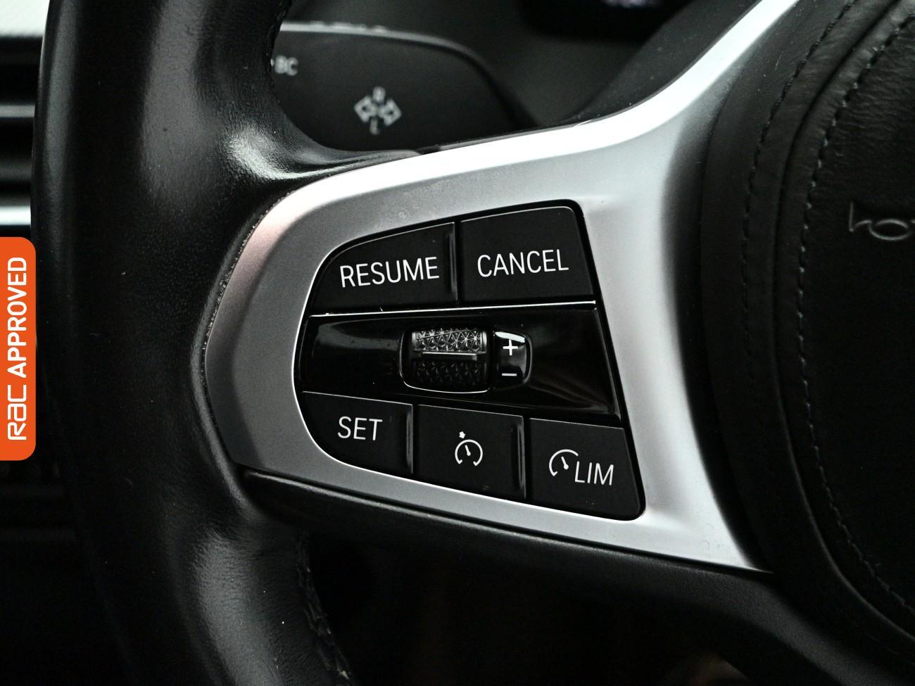 BMW 1 Series view 22