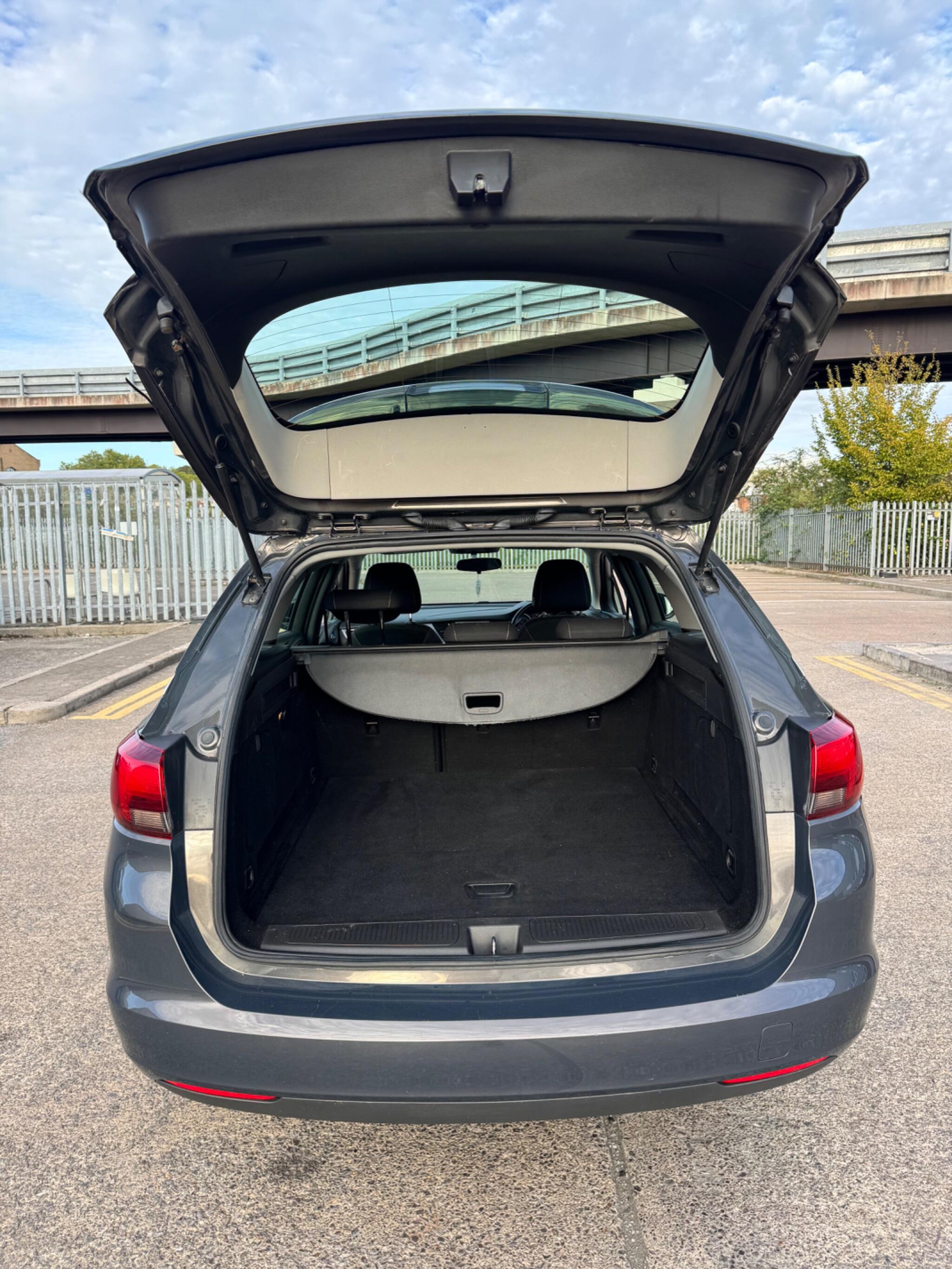 Vauxhall Astra view 42
