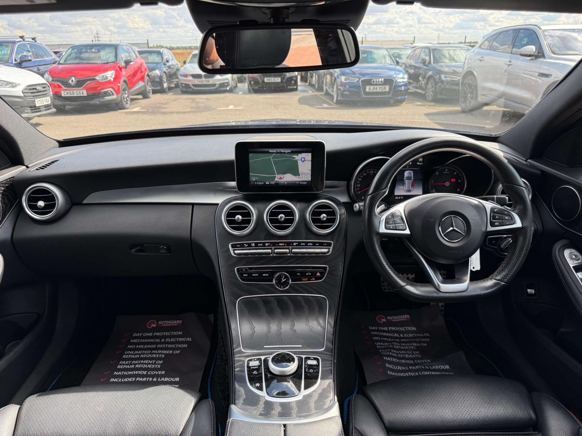 Mercedes-Benz C-Class view 72