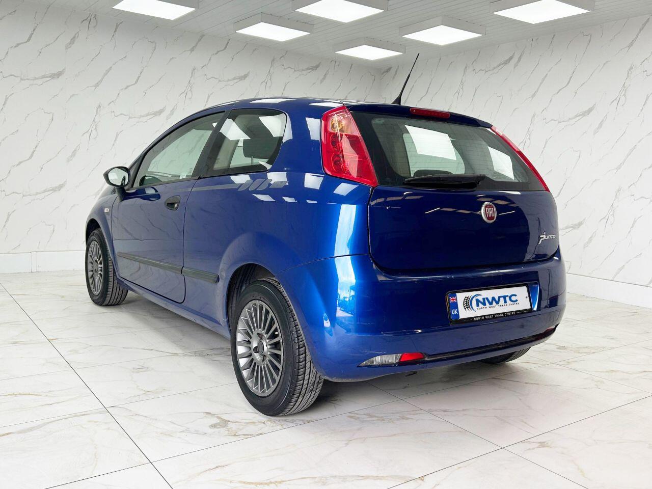 Fiat Grande Punto view 9