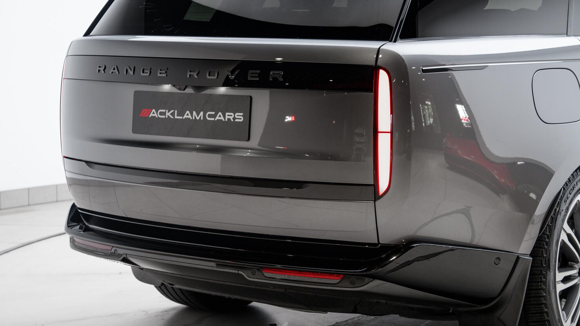 Land Rover Range Rover view 16