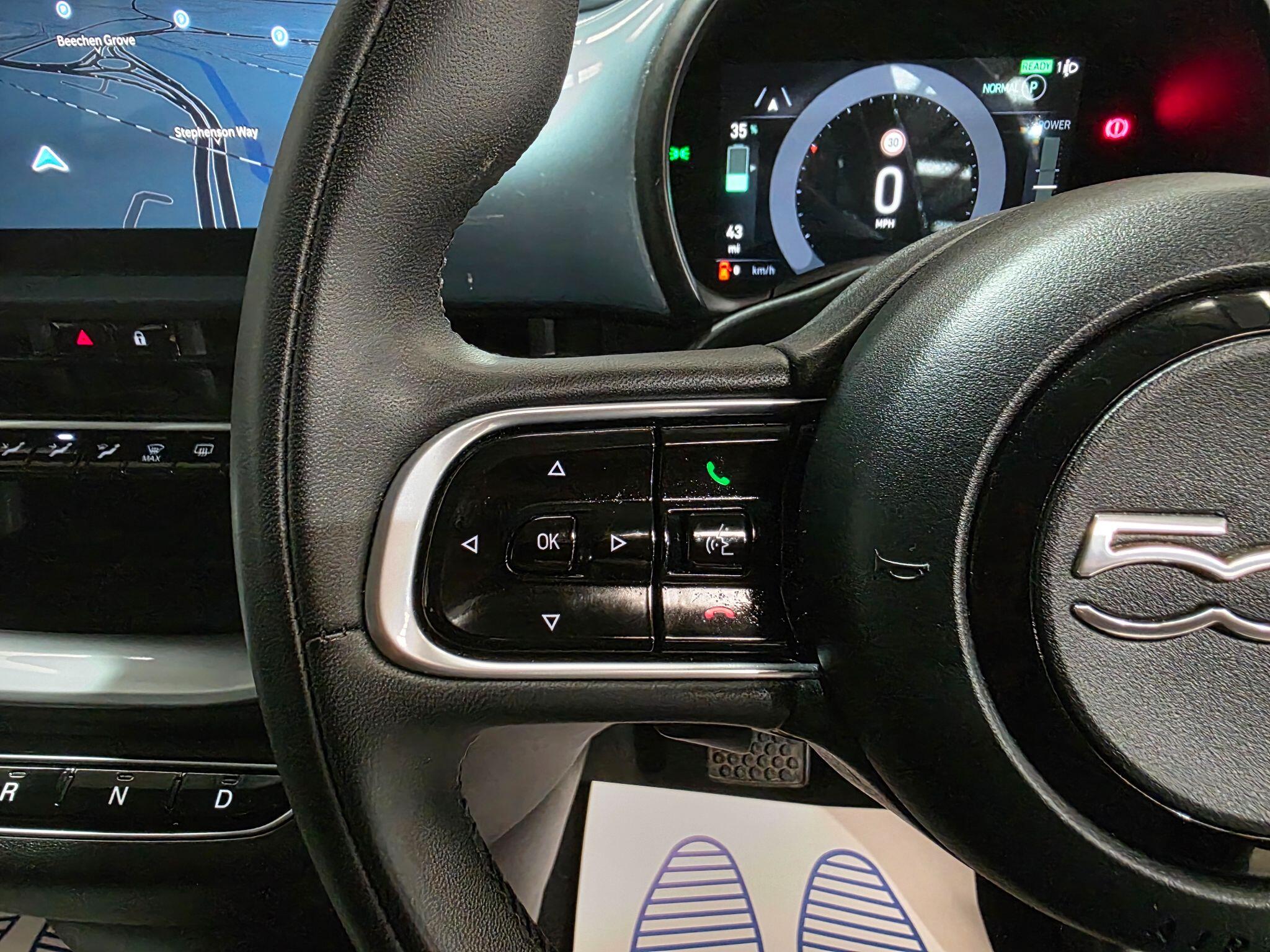 Fiat 500e view 17
