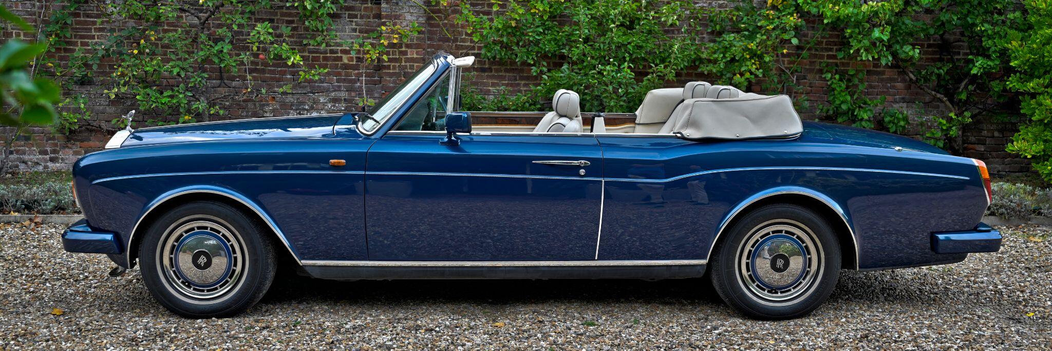 Rolls-Royce Corniche view 19