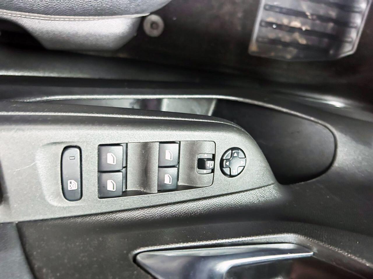 Vauxhall Corsa view 20