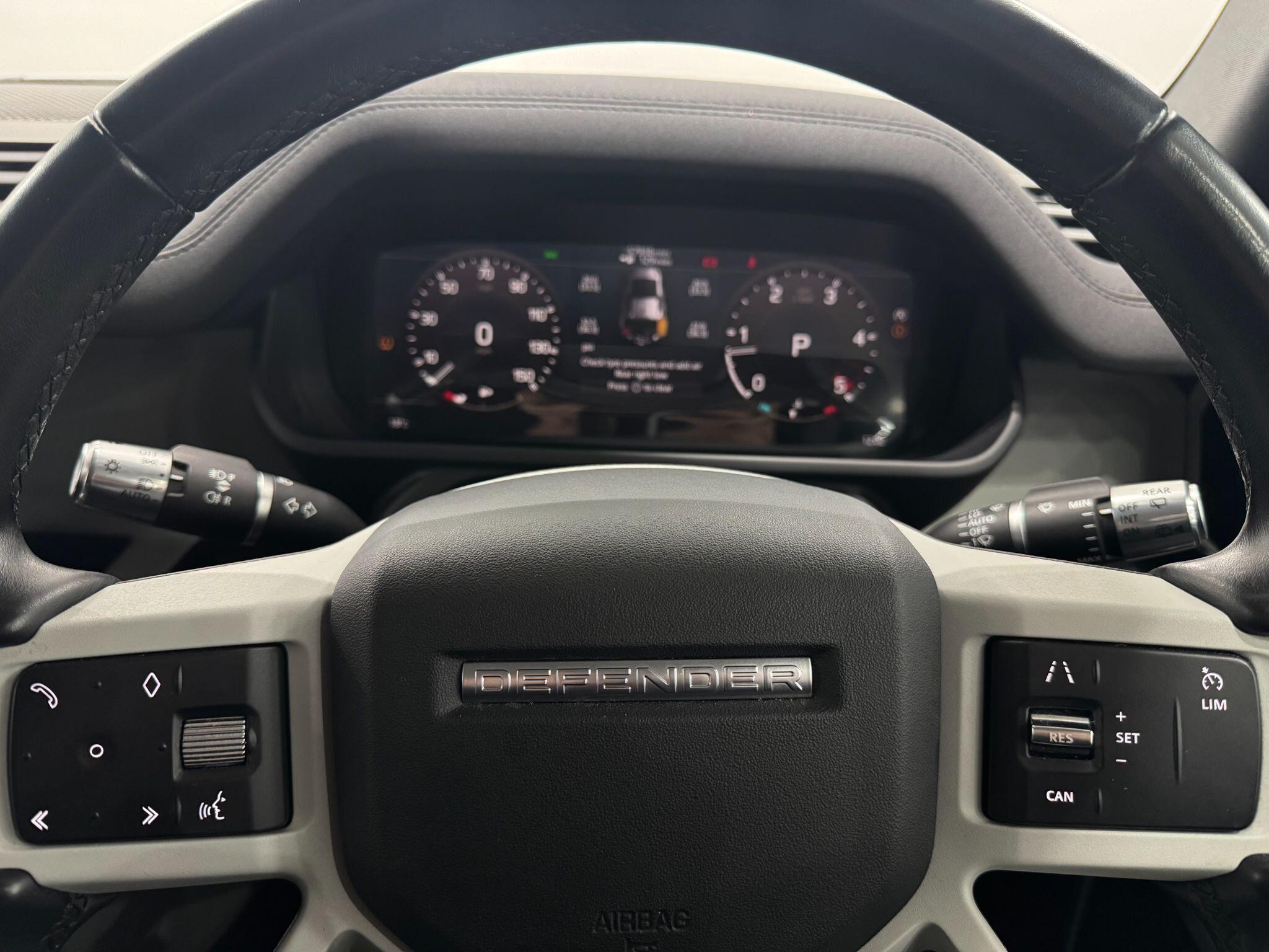 Land Rover Defender view 17