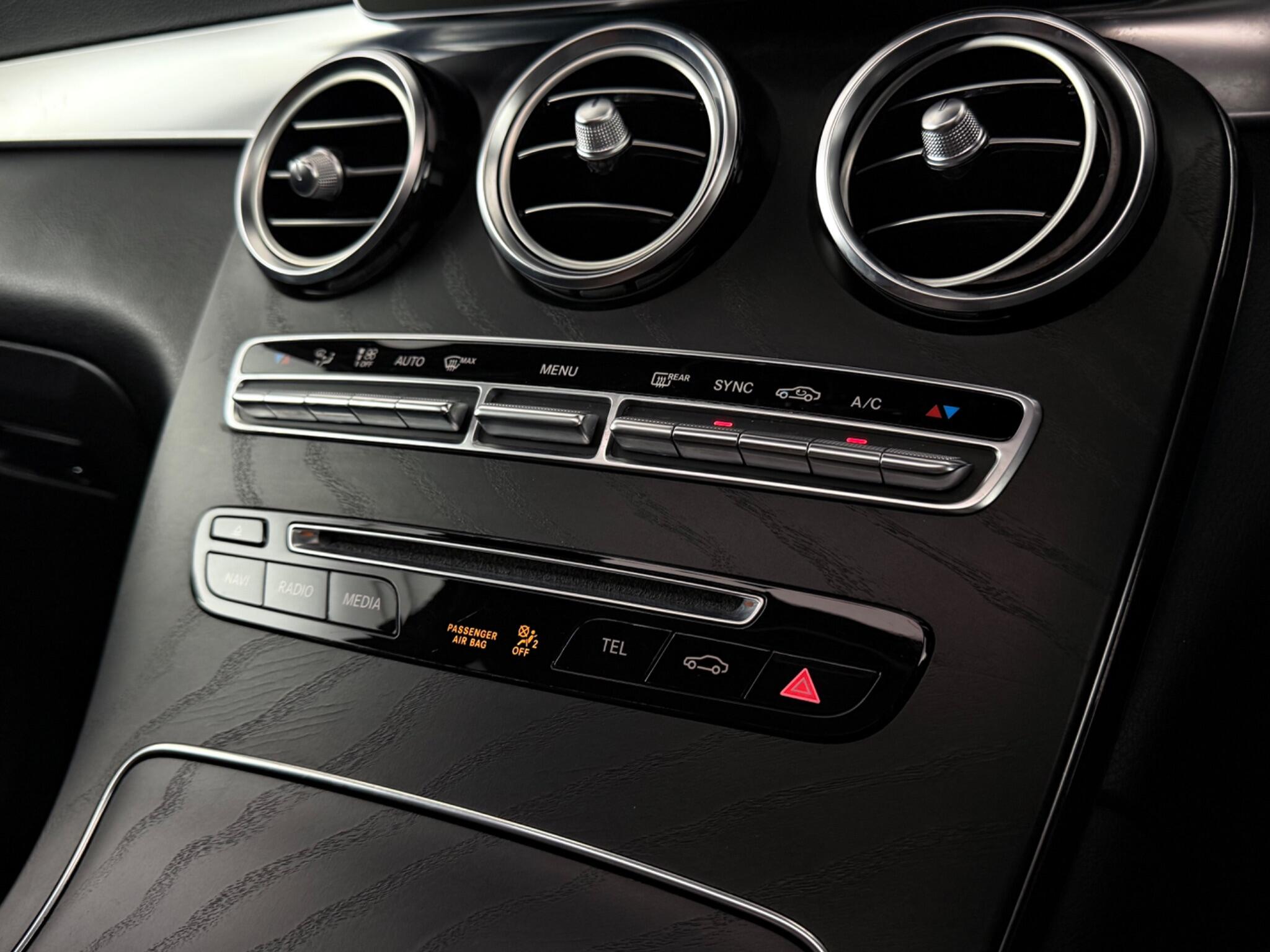 Mercedes-Benz GLC view 25