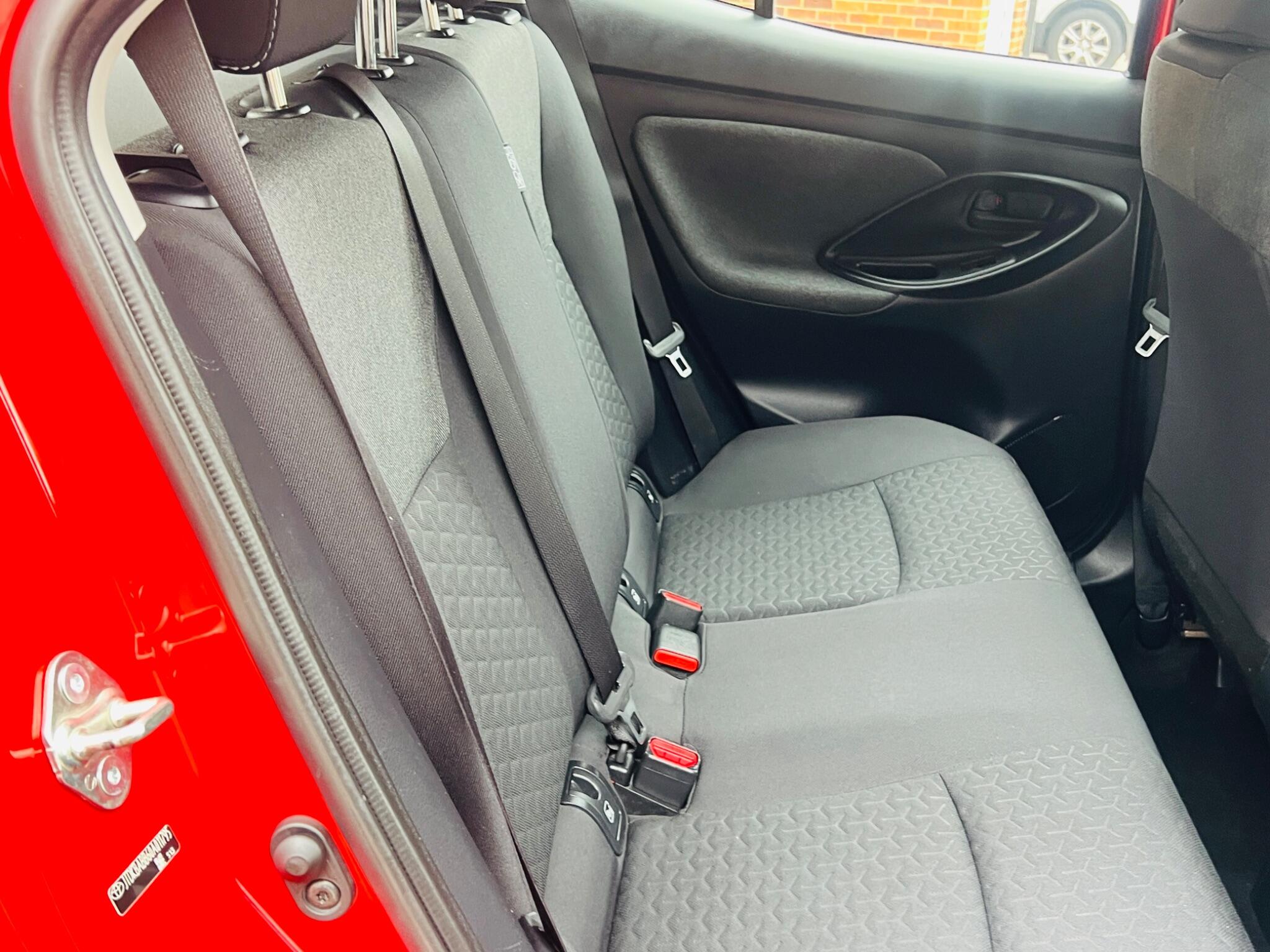 Toyota Yaris Cross view 34