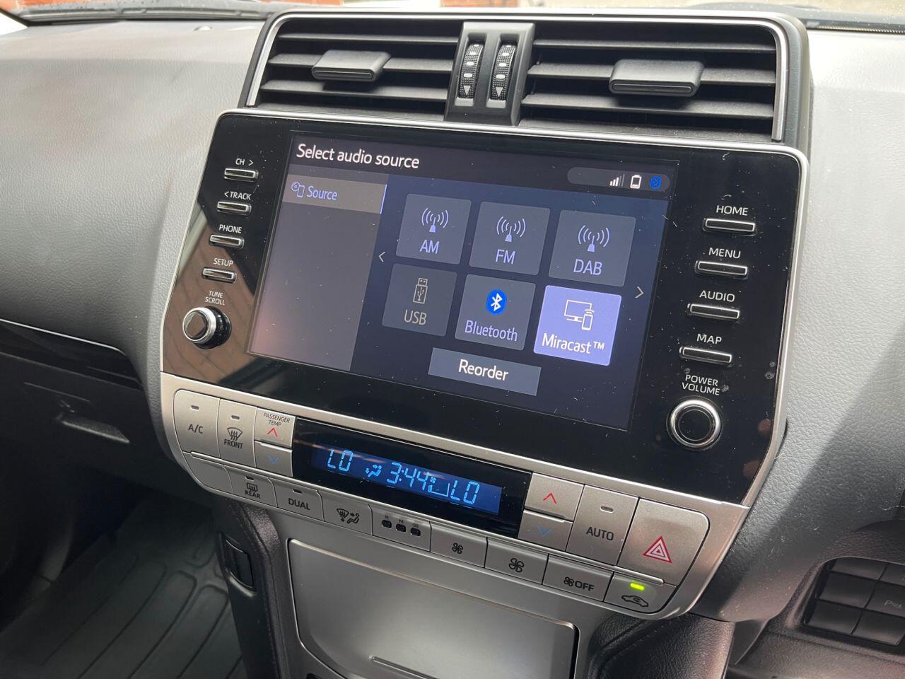 Toyota Land Cruiser view 21
