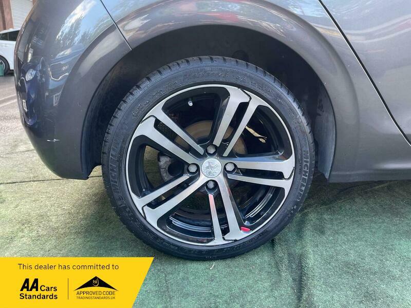 2019 Peugeot 208 1.2 PureTech GPF GT Line Euro 6 (s/s) 5dr • 79,162 miles image 73
