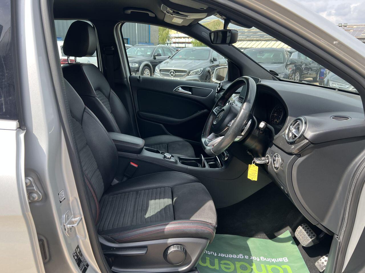 Mercedes-Benz B Class view 14