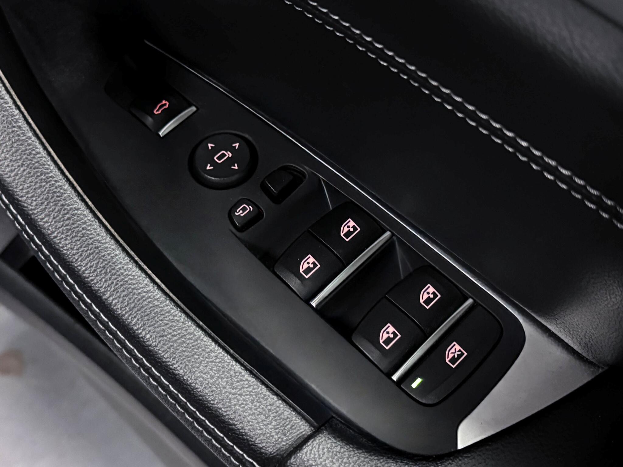 BMW X3 view 22