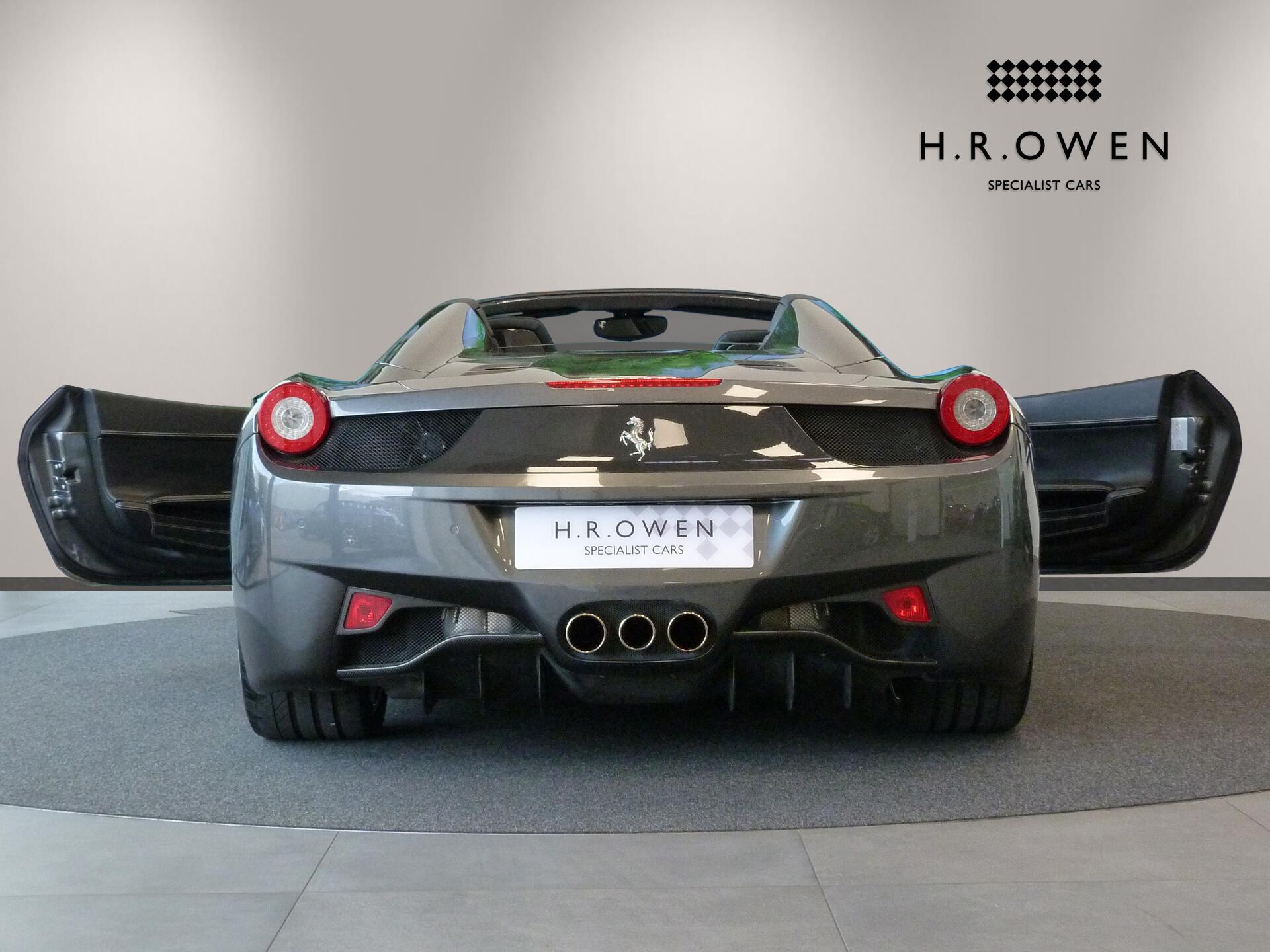 Ferrari 458 view 12
