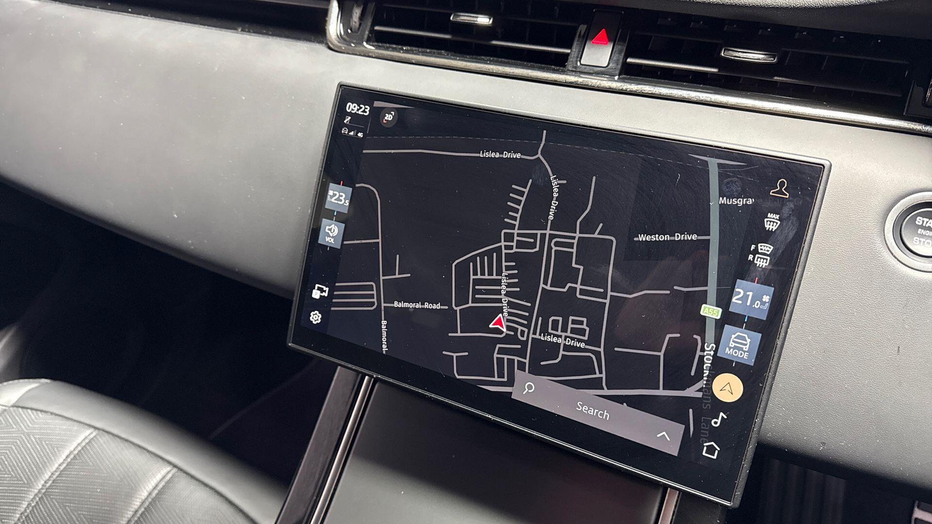 Land Rover Range Rover Evoque view 11