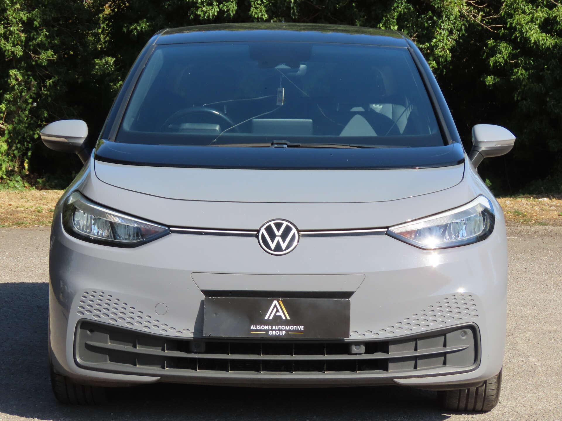 Volkswagen ID.3 view 2