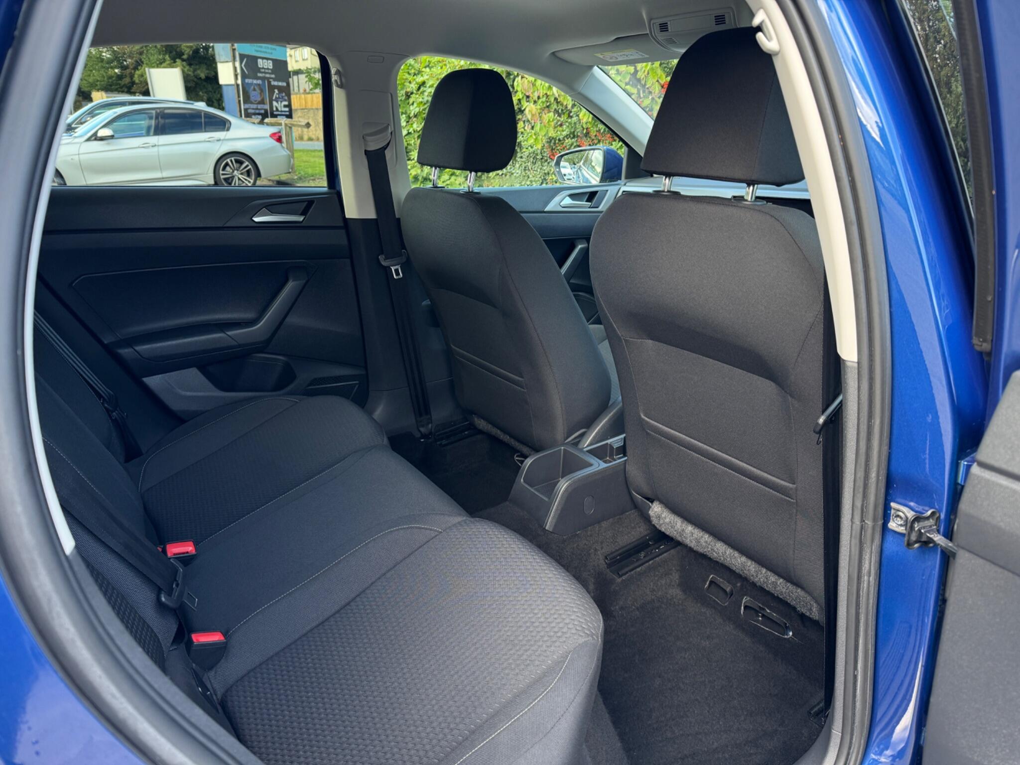 Volkswagen Polo view 31