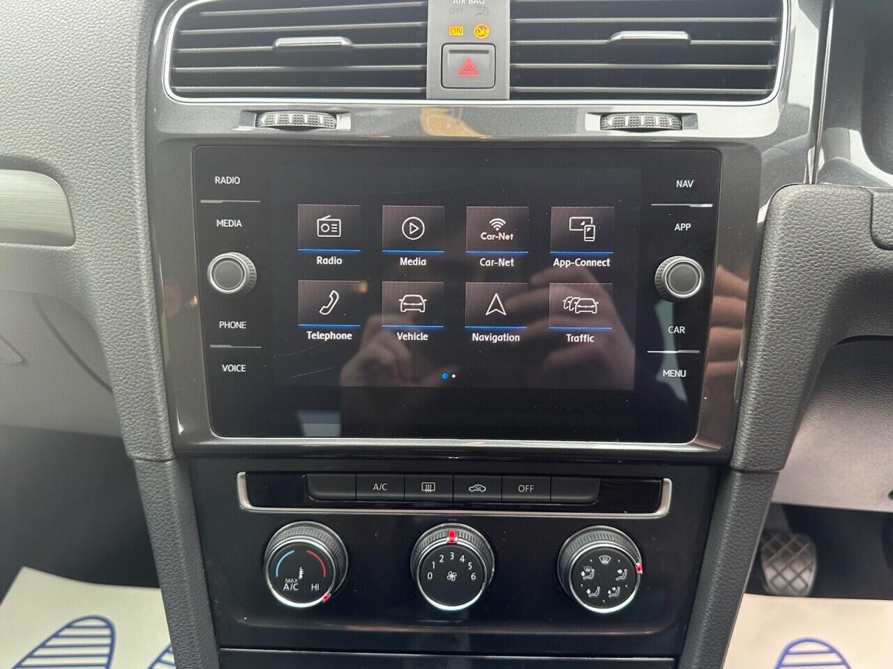 Volkswagen Golf view 37