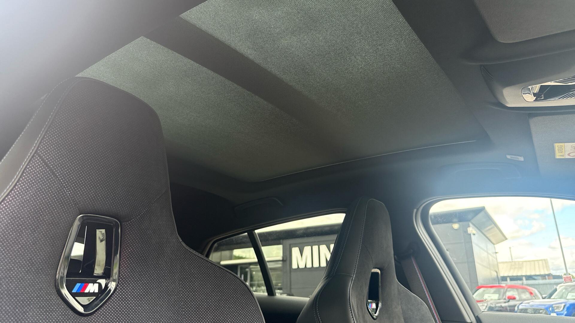 BMW 1 Series view 49