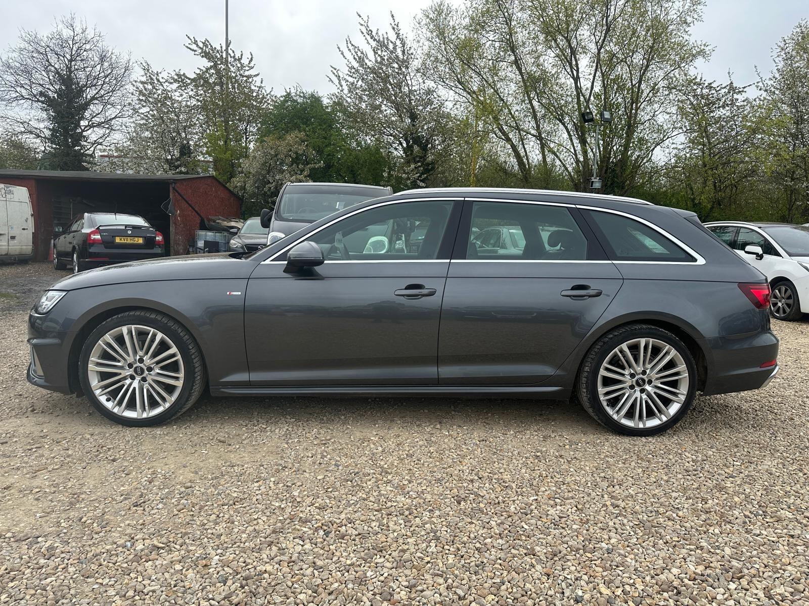 Audi A4 Avant view 6