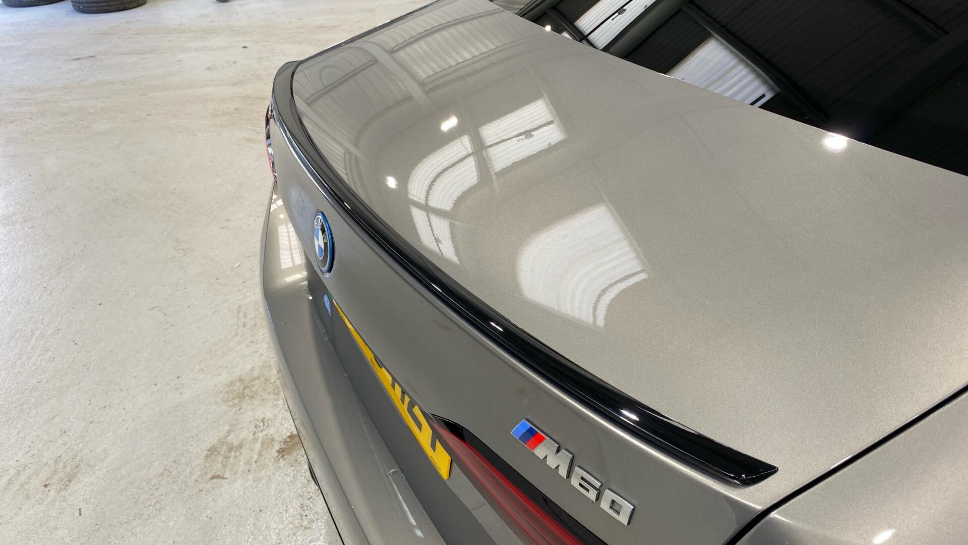 BMW i5 view 37
