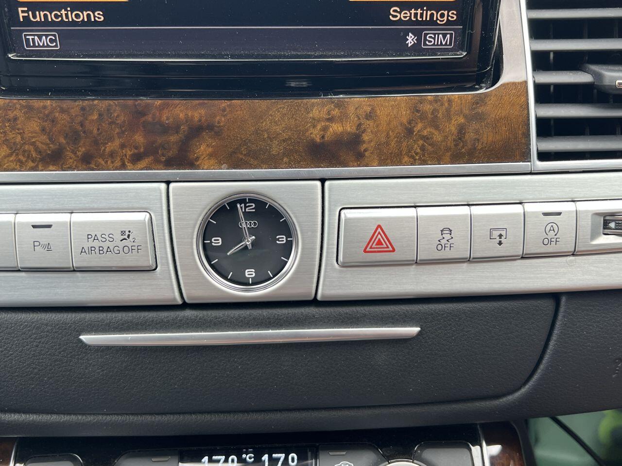 Audi A8 view 49