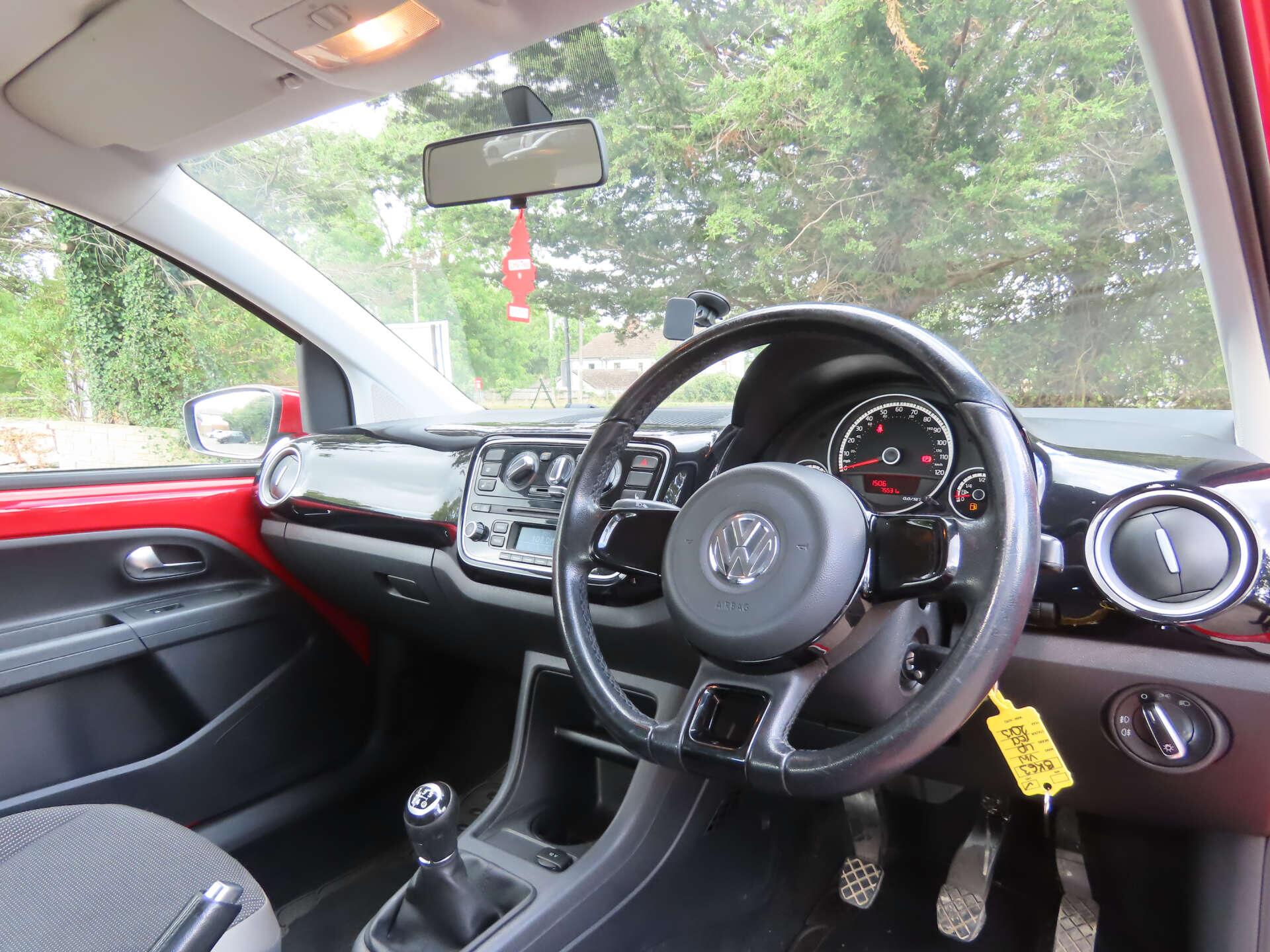 Volkswagen up! view 7