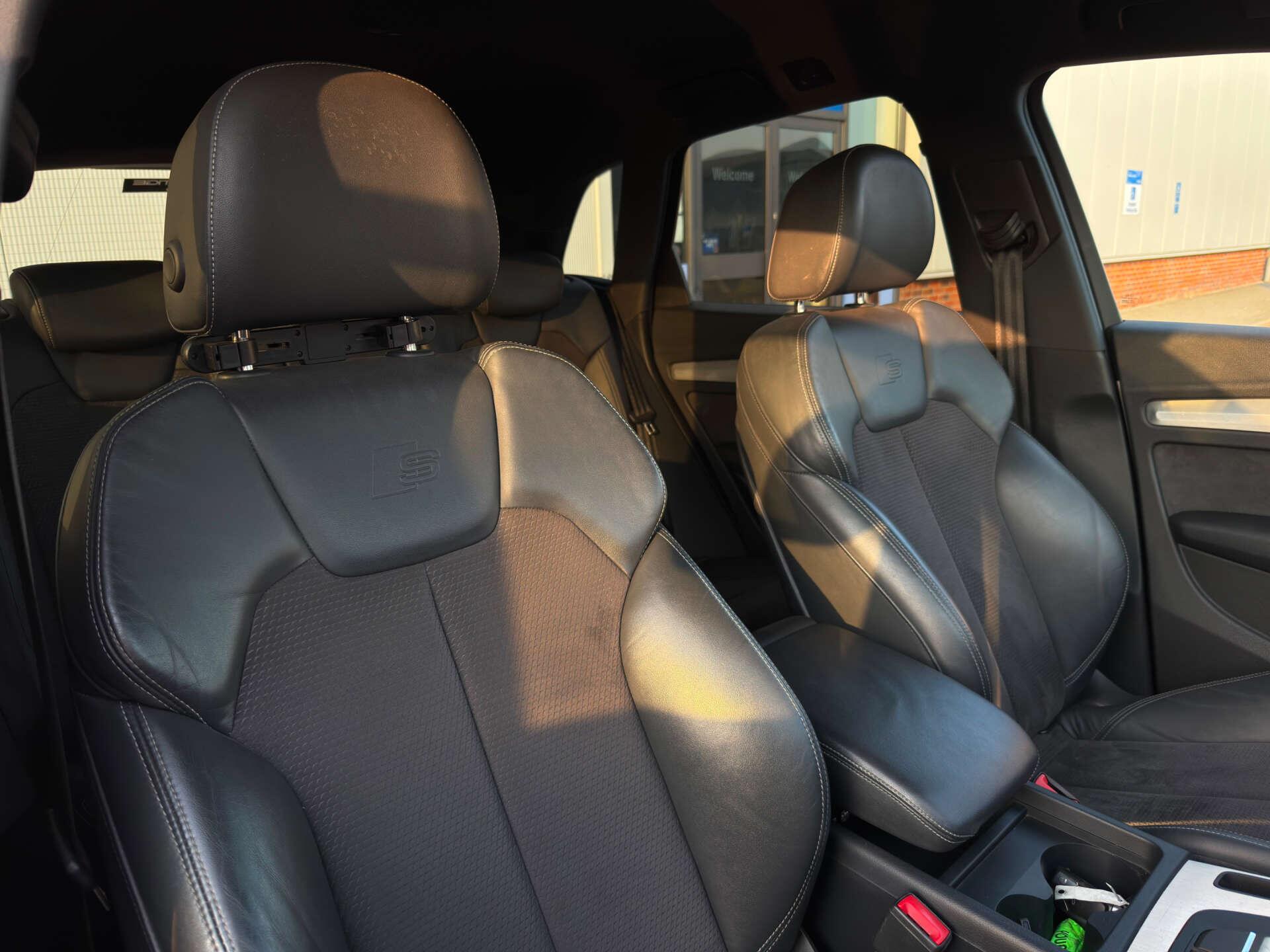 Audi Q5 view 15