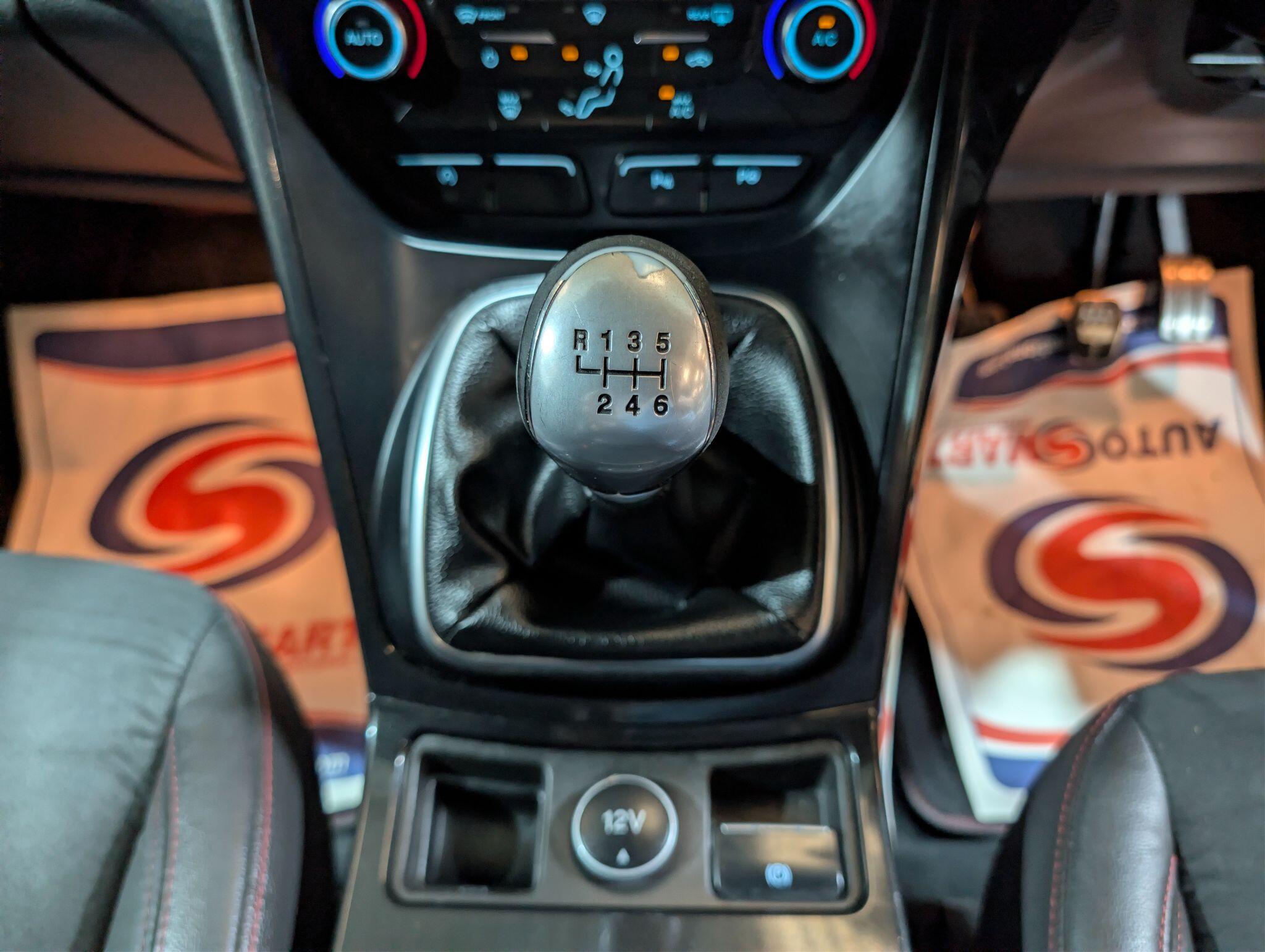 Ford Kuga view 16