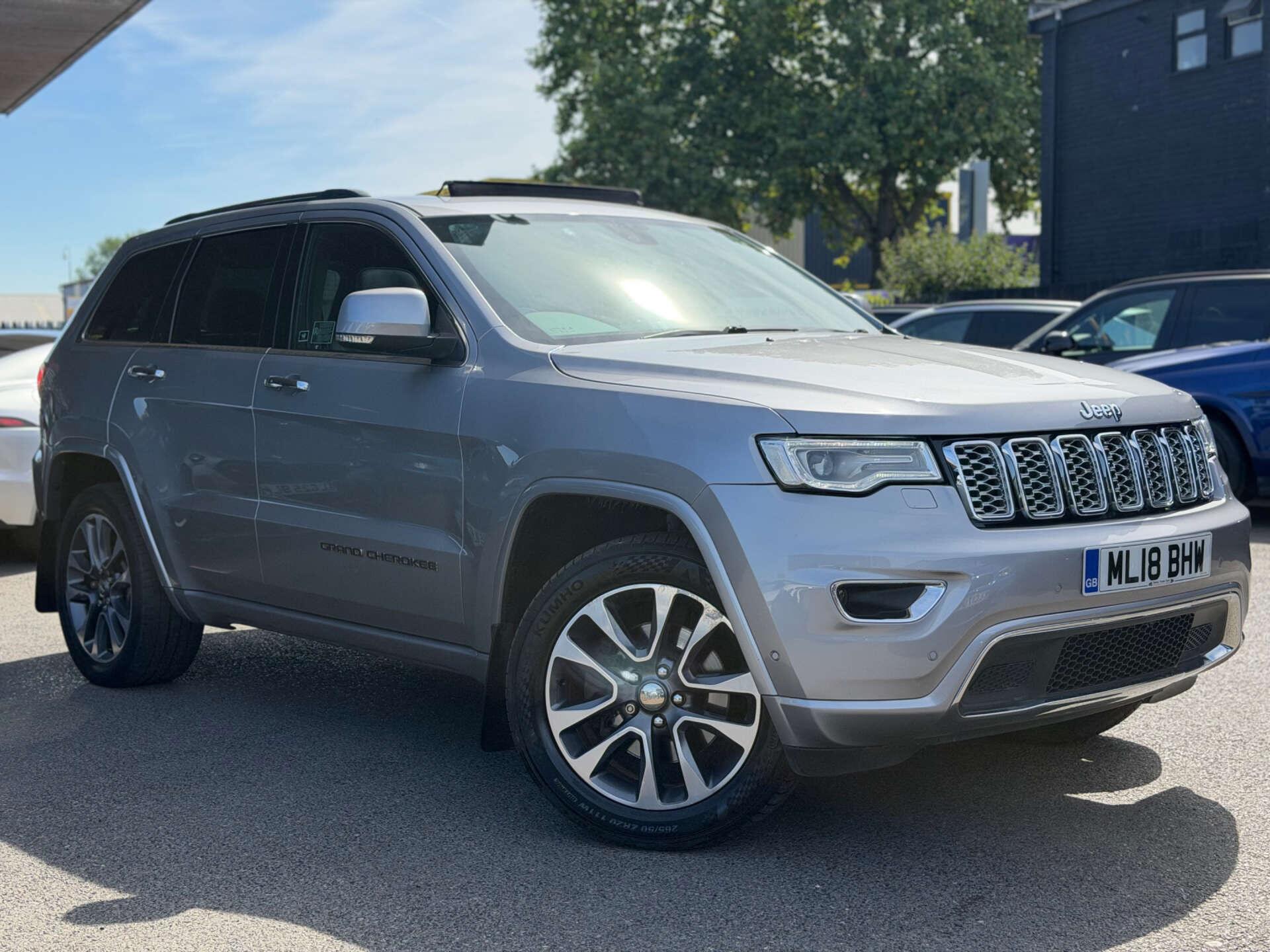Jeep Grand Cherokee view 8