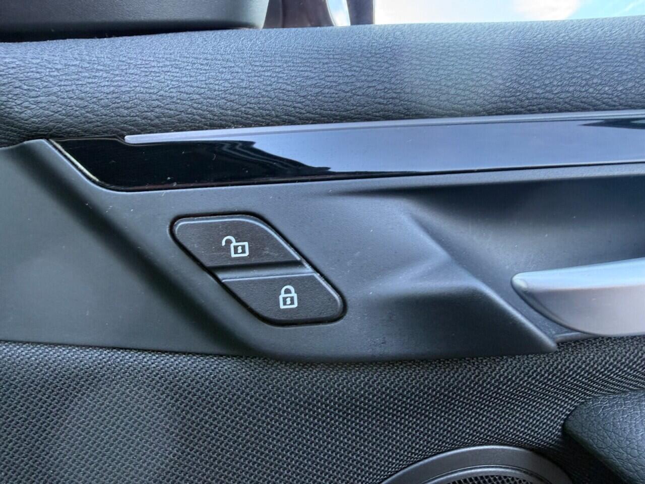 BMW X1 view 12