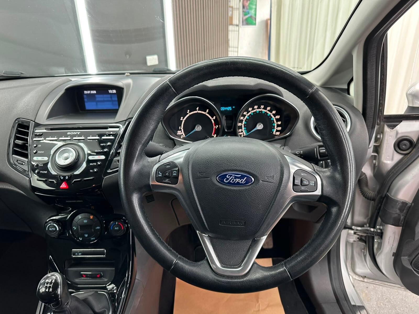 Ford Fiesta view 30