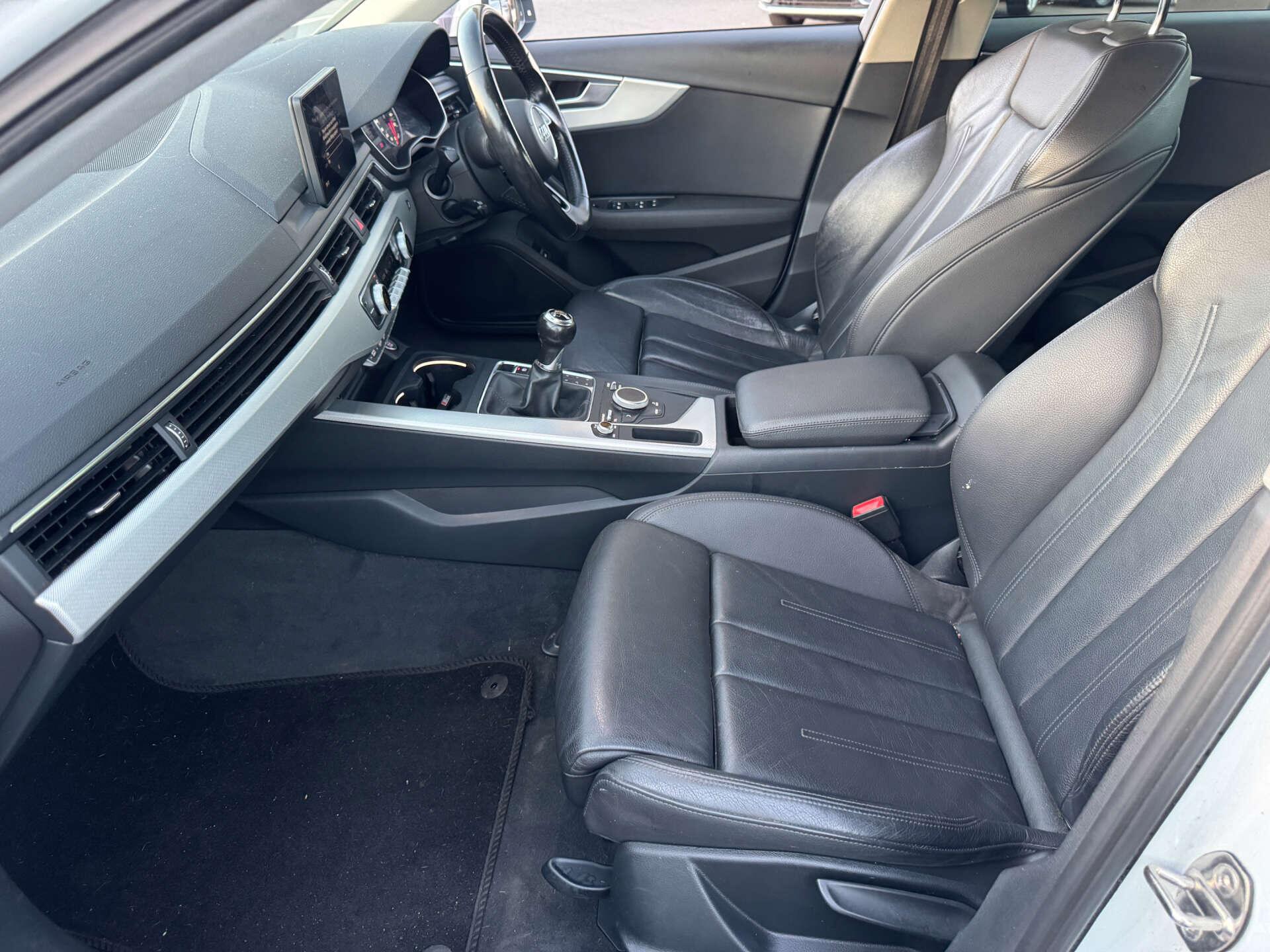 Audi A4 view 19