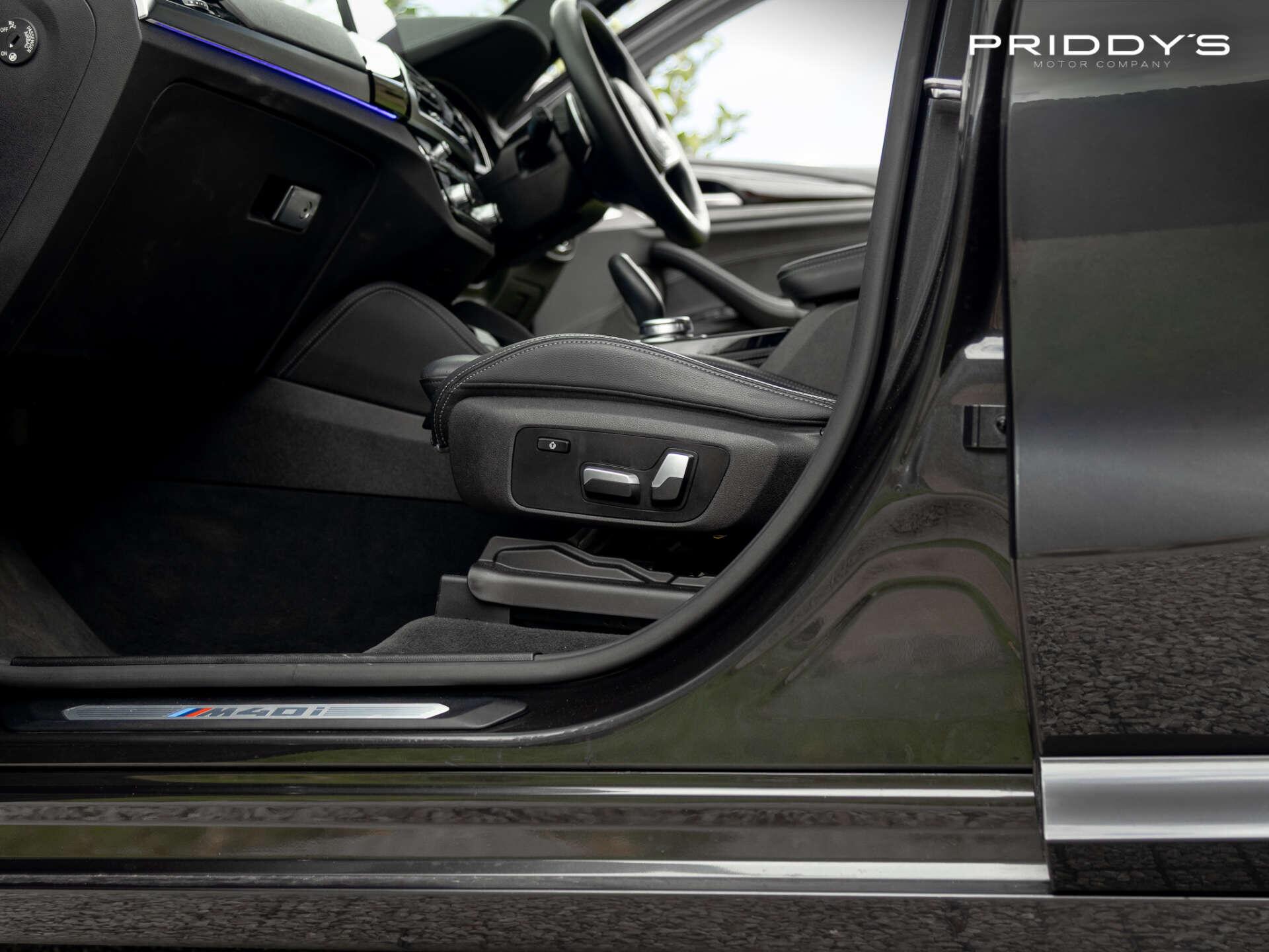 BMW X4 view 43