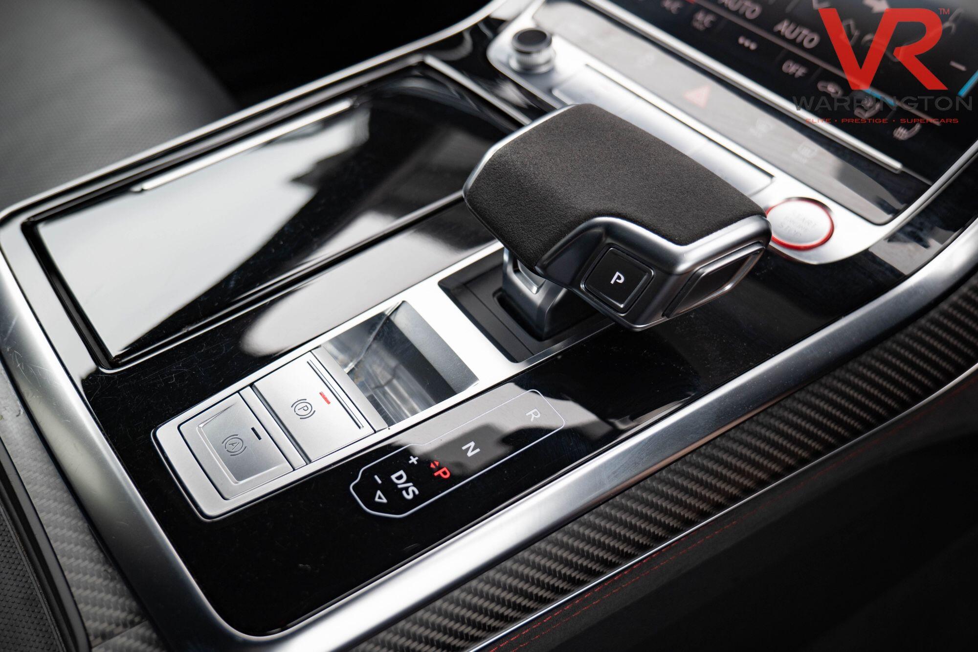 Audi RSQ8 view 33