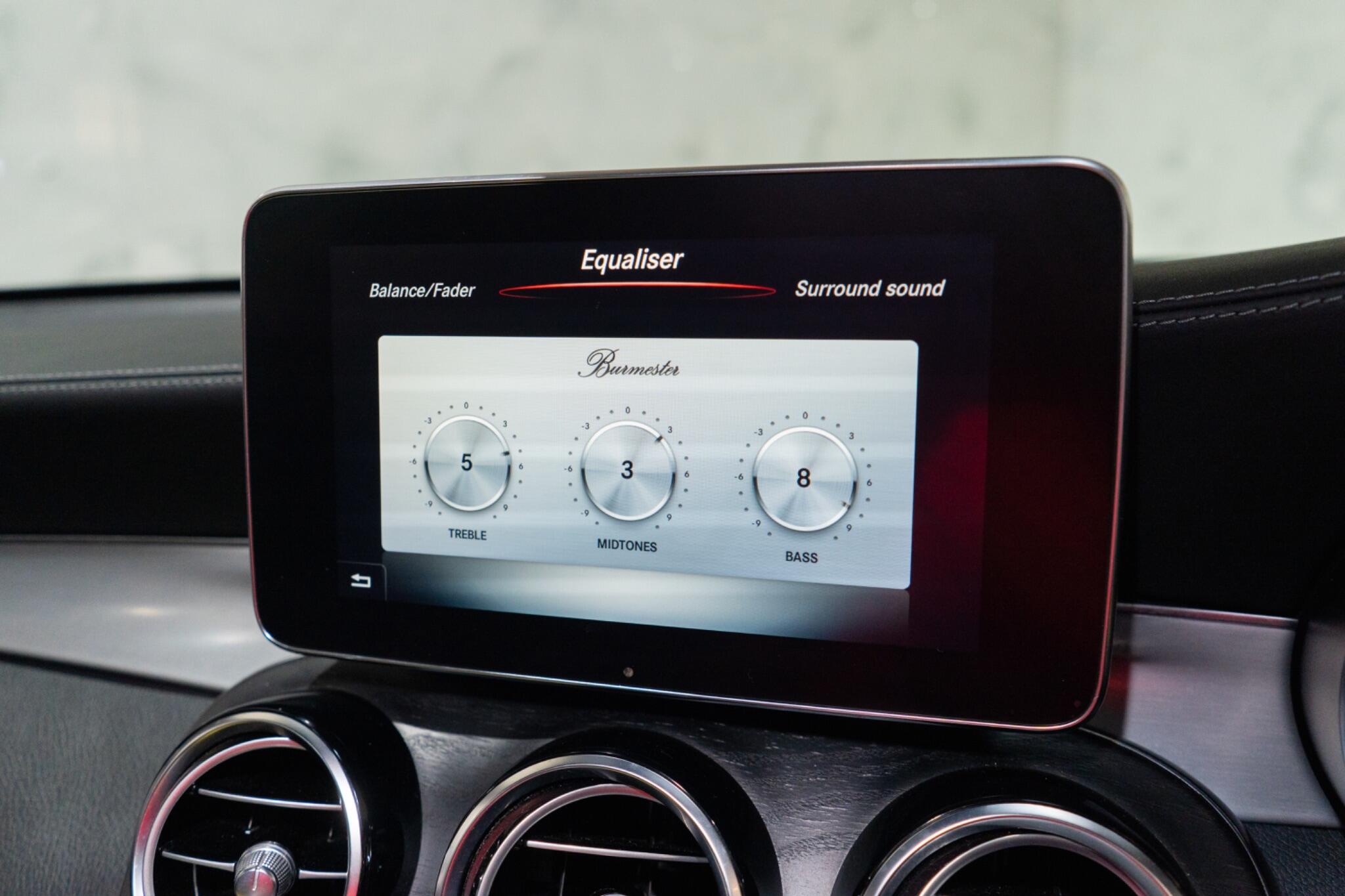 Mercedes-Benz GLC view 29