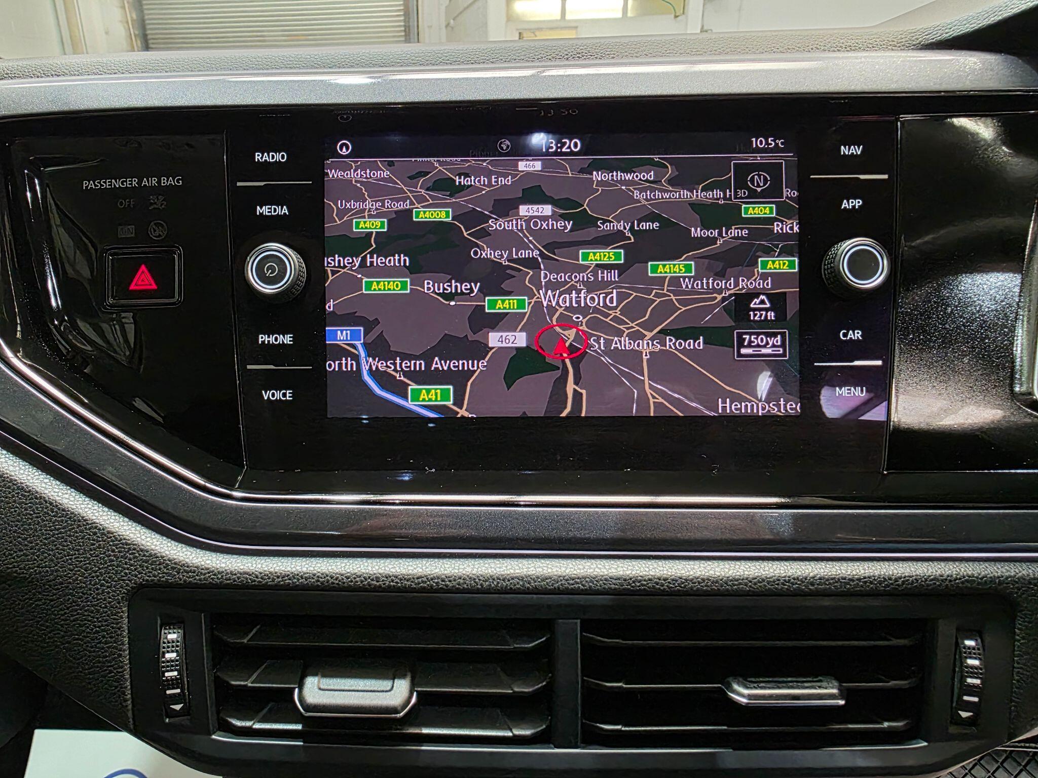 Volkswagen Polo view 7